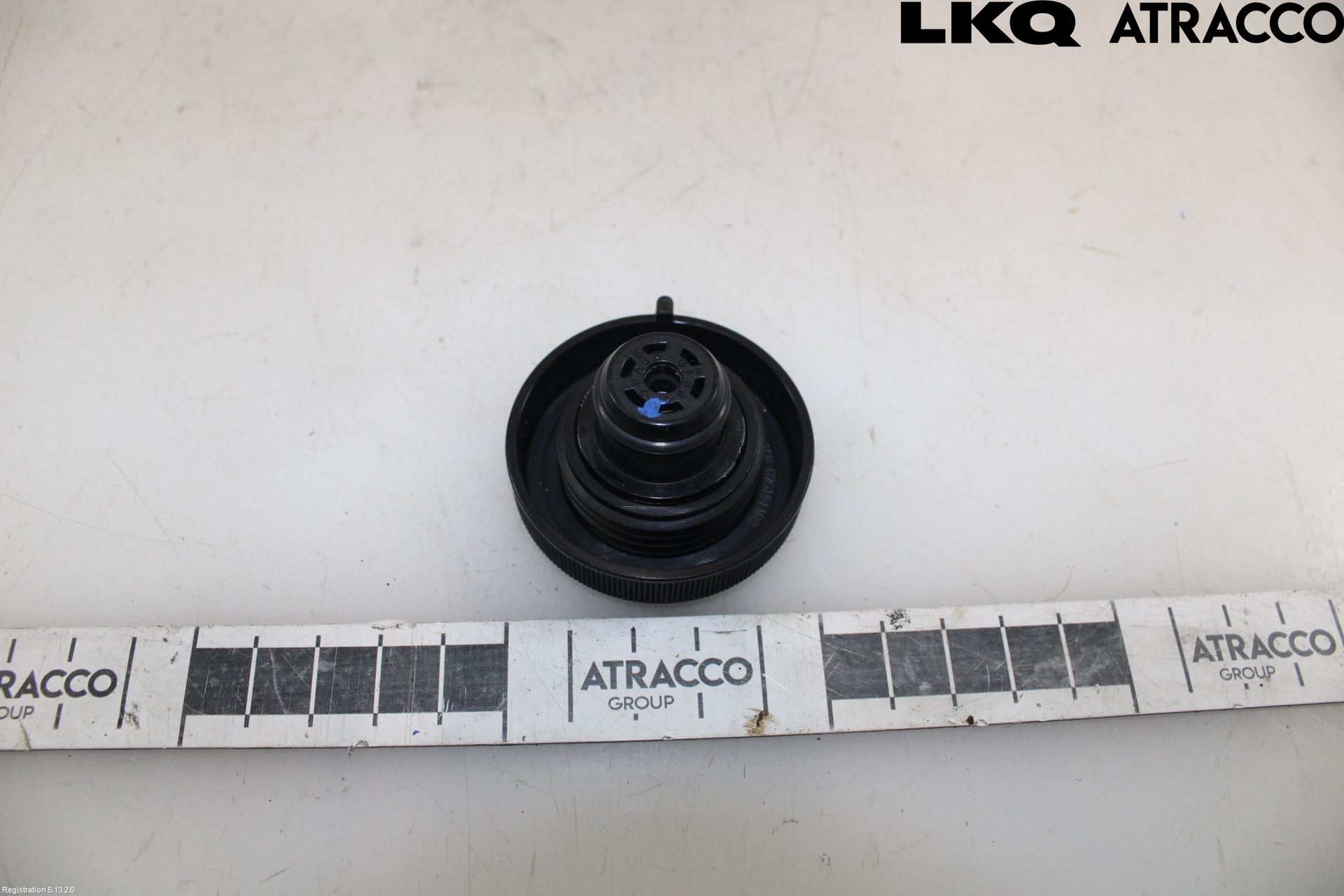Toyota YARIS XP21 20- Expansionstank Lock