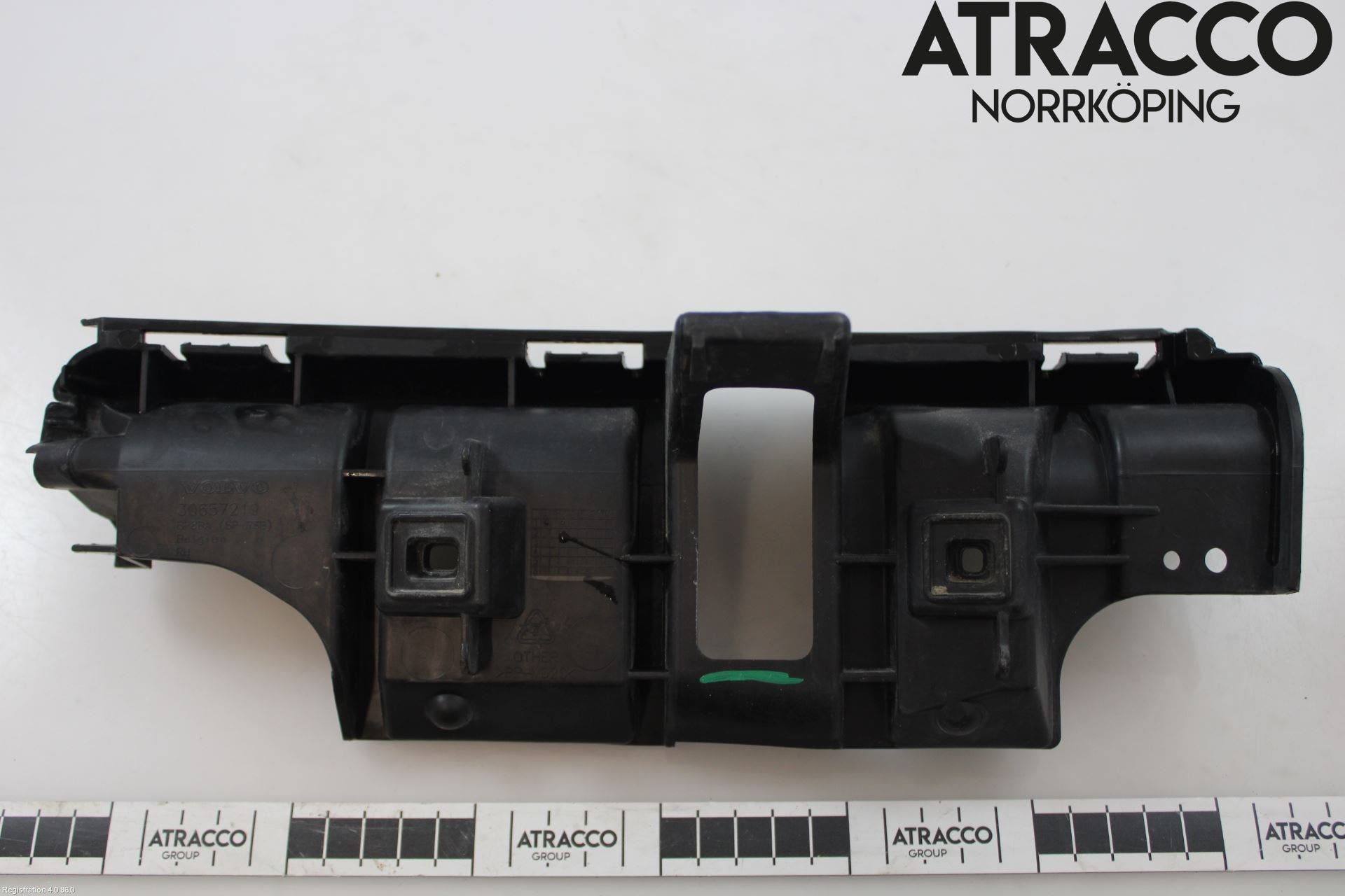 Volvo C30 07-10 Stötfångarfäste Bak Hö