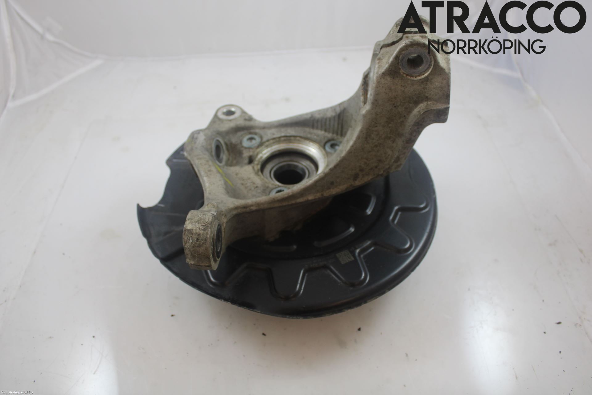 Skoda SUPERB 16-24 Styrspindel Lagerhus Hö