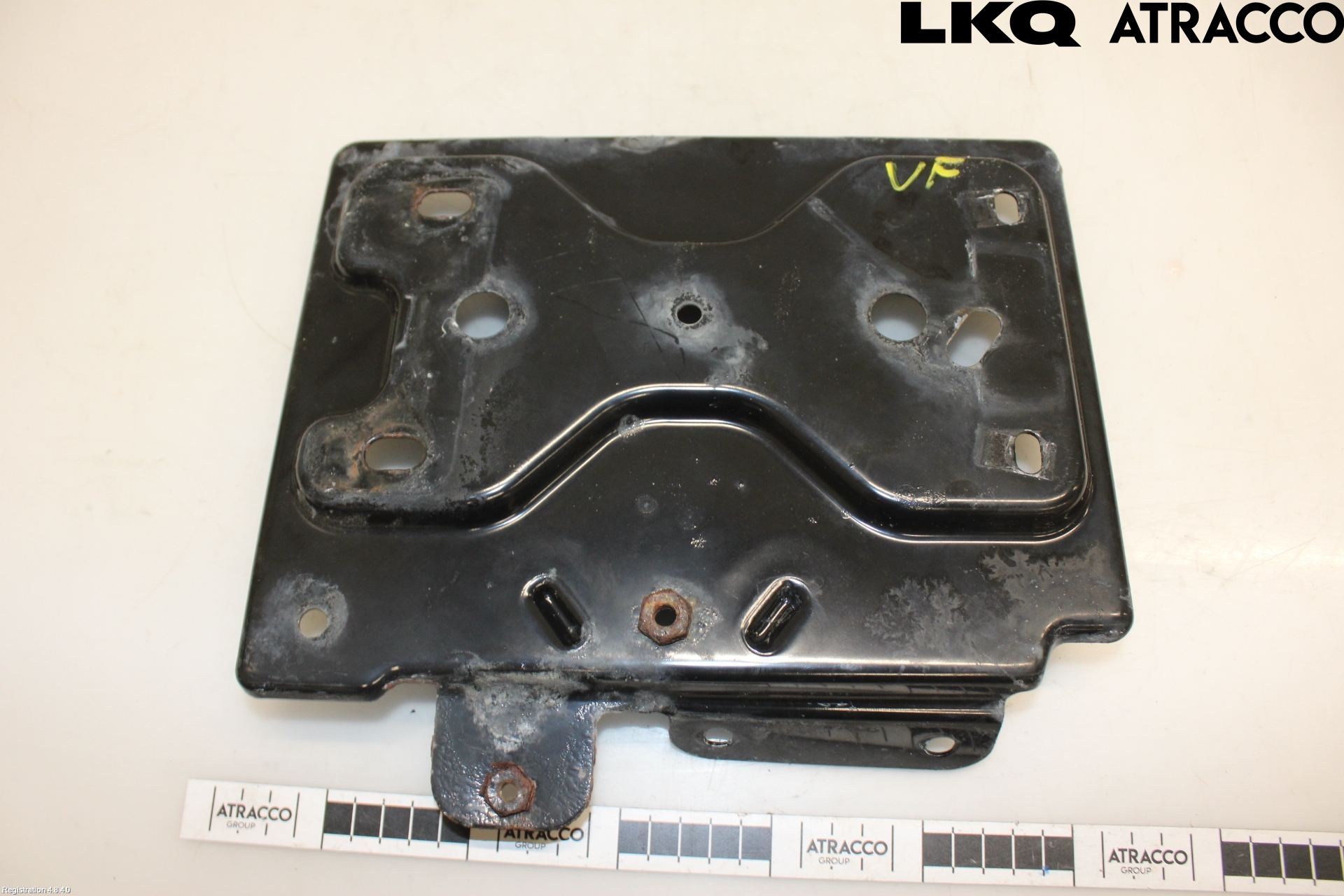 Cadillac ESCALADE Batterilåda-Fäste-Hållare