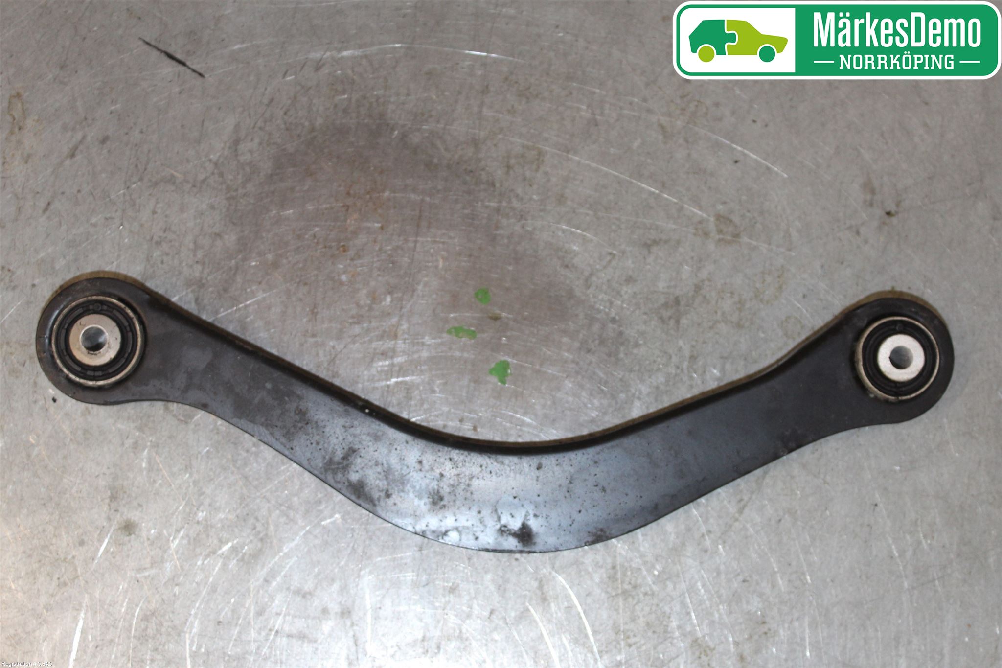 Audi A4/S4 B9 16-19 Bärarm Bak Övre Vänster