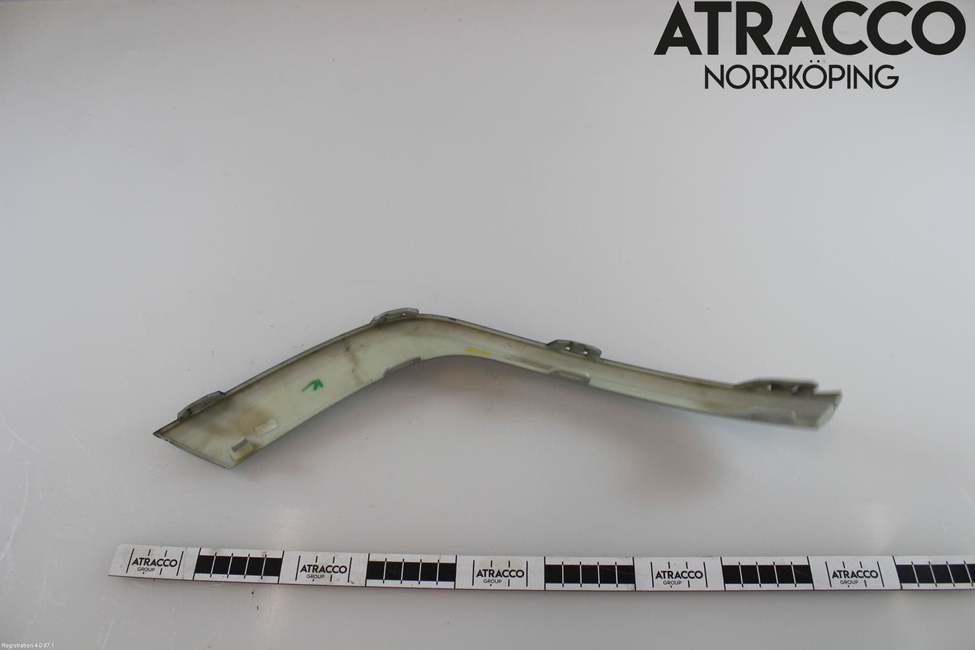 MG ZS EV 20- Bakljussarg