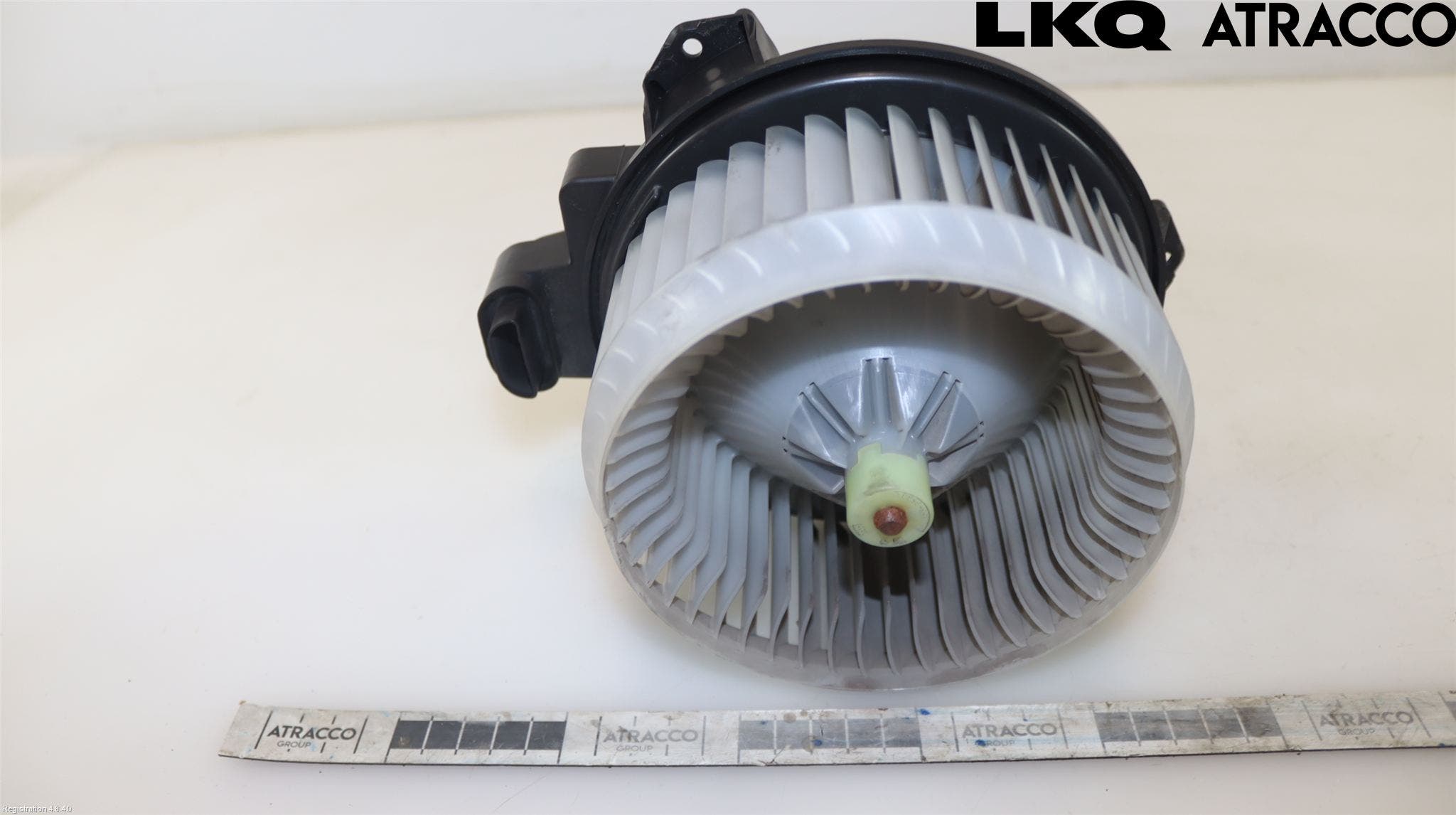 Toyota AVENSIS 09-15 Värmefläkt