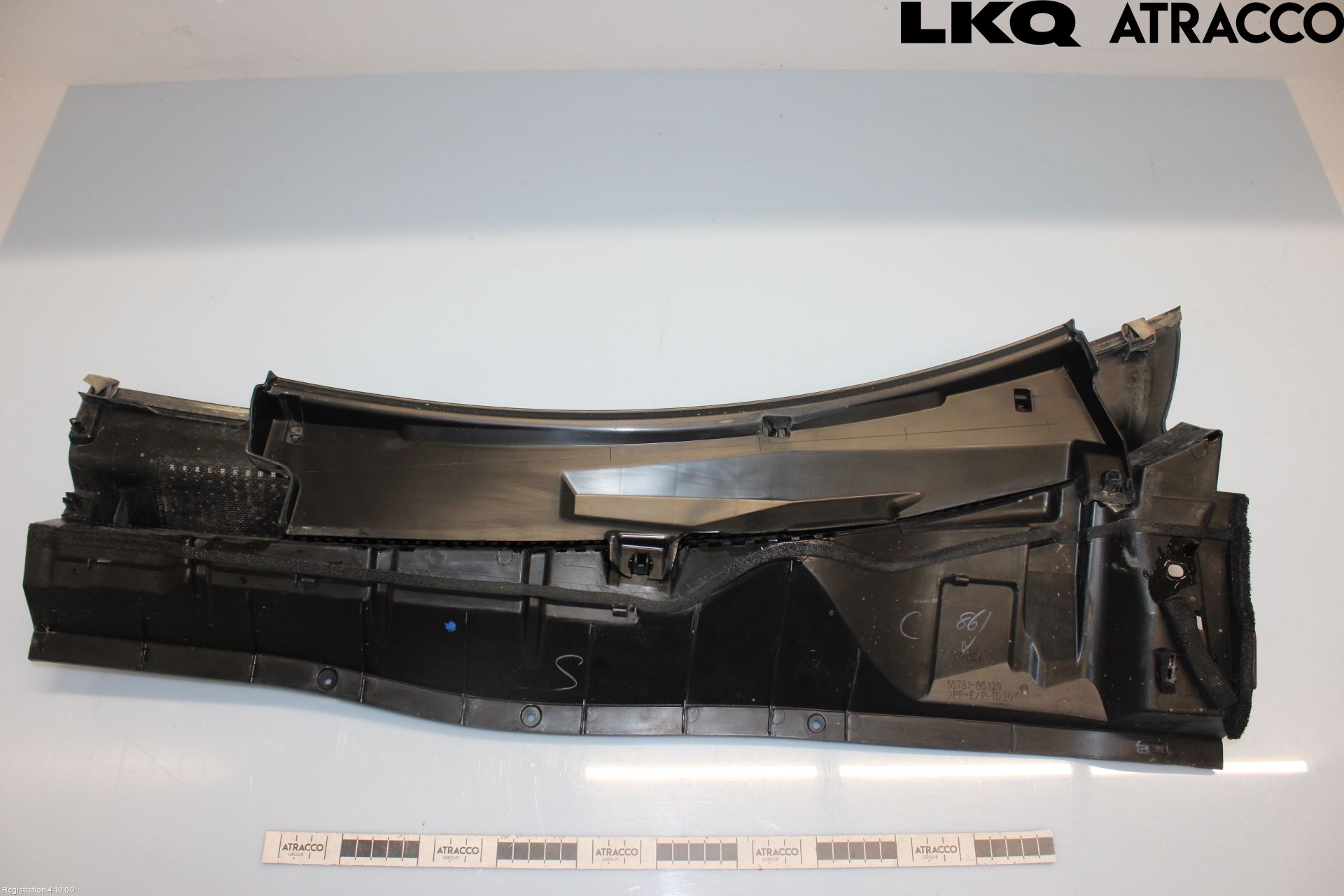 Toyota AVENSIS 16-18 Torpedplåt-Torpedplast