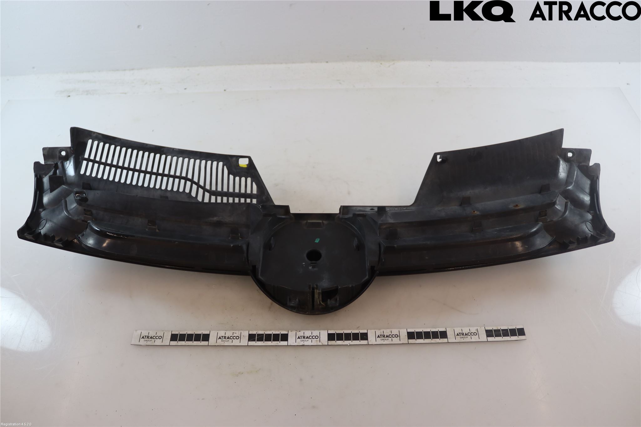 Volkswagen VW GOLF V 04-09 Grill Komp