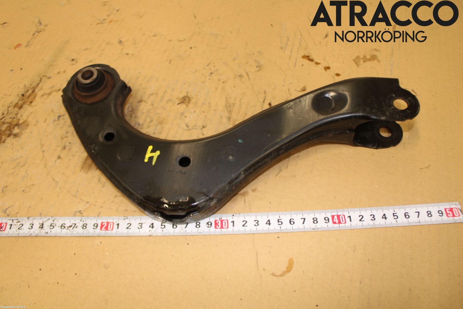 Toyota COROLLA 19- Bärarm Bak Övre Höger