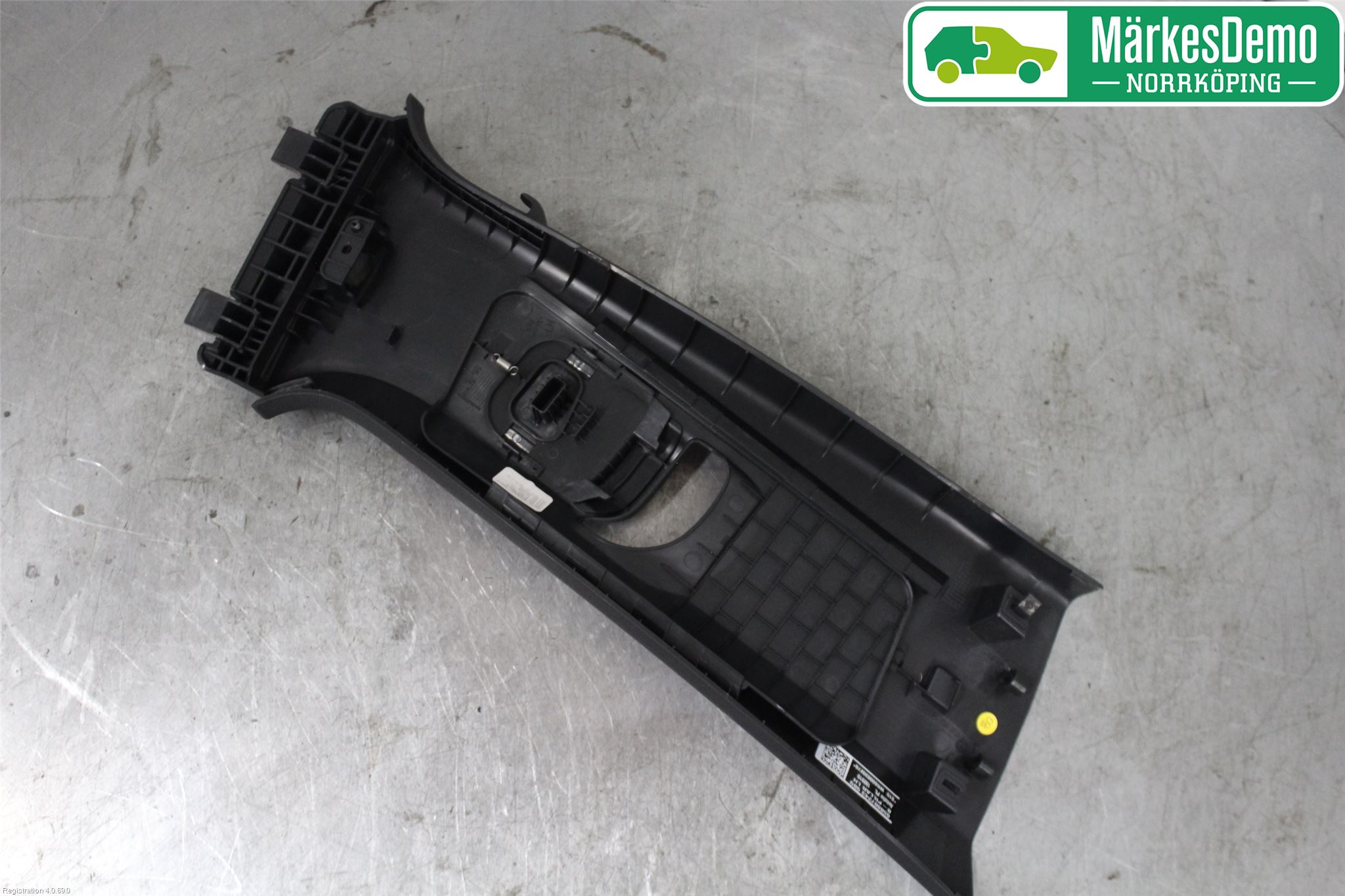 Skoda KAMIQ 20- Inr Plastd A-B-C Stolpe