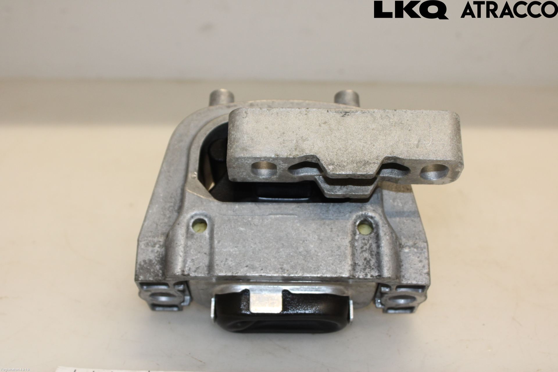 Volkswagen VW PASSAT 15-19 Motorfäste