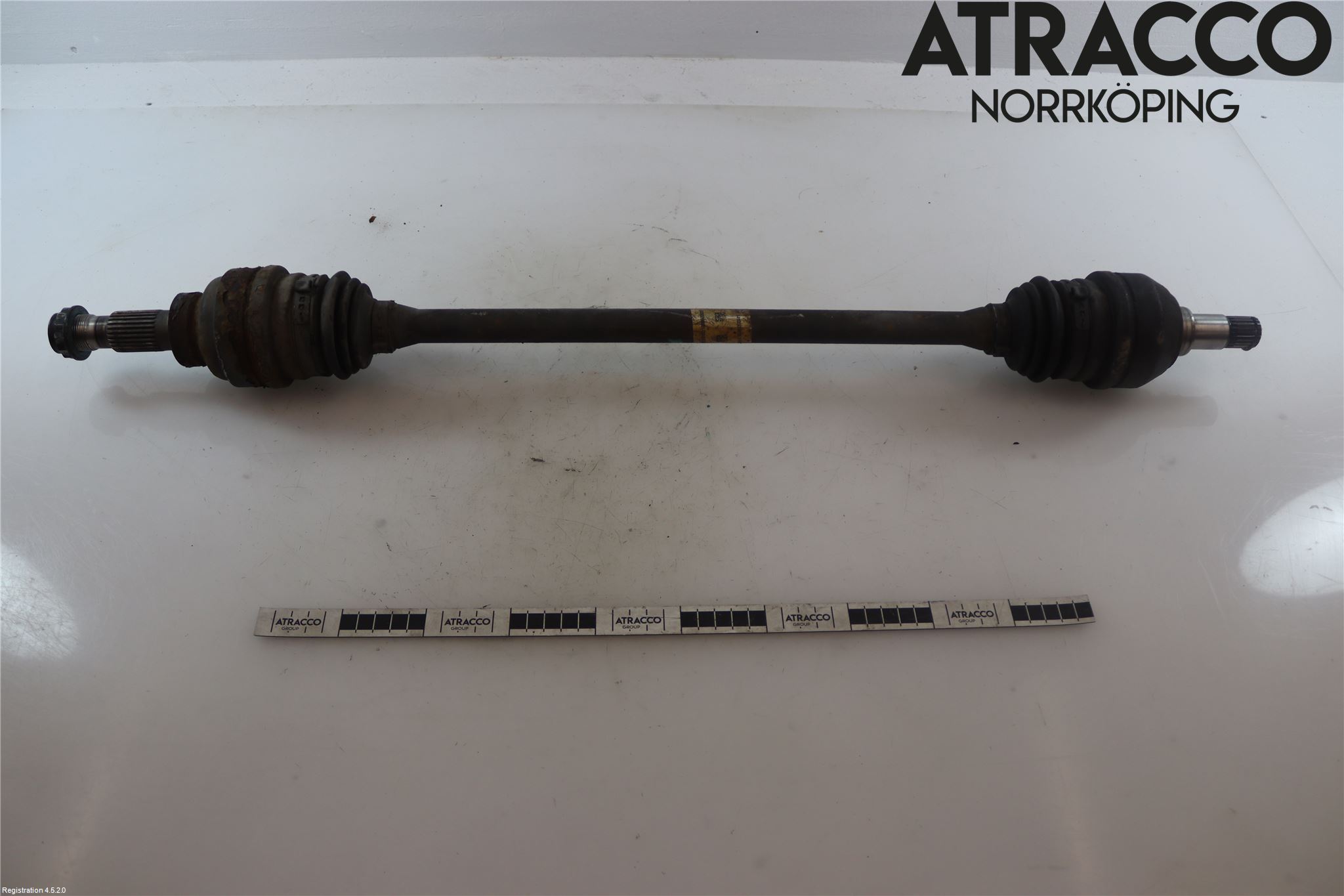 Mercedes-Benz MB GLA-KLASS (X156) 13-20 Drivaxel Bak Höger