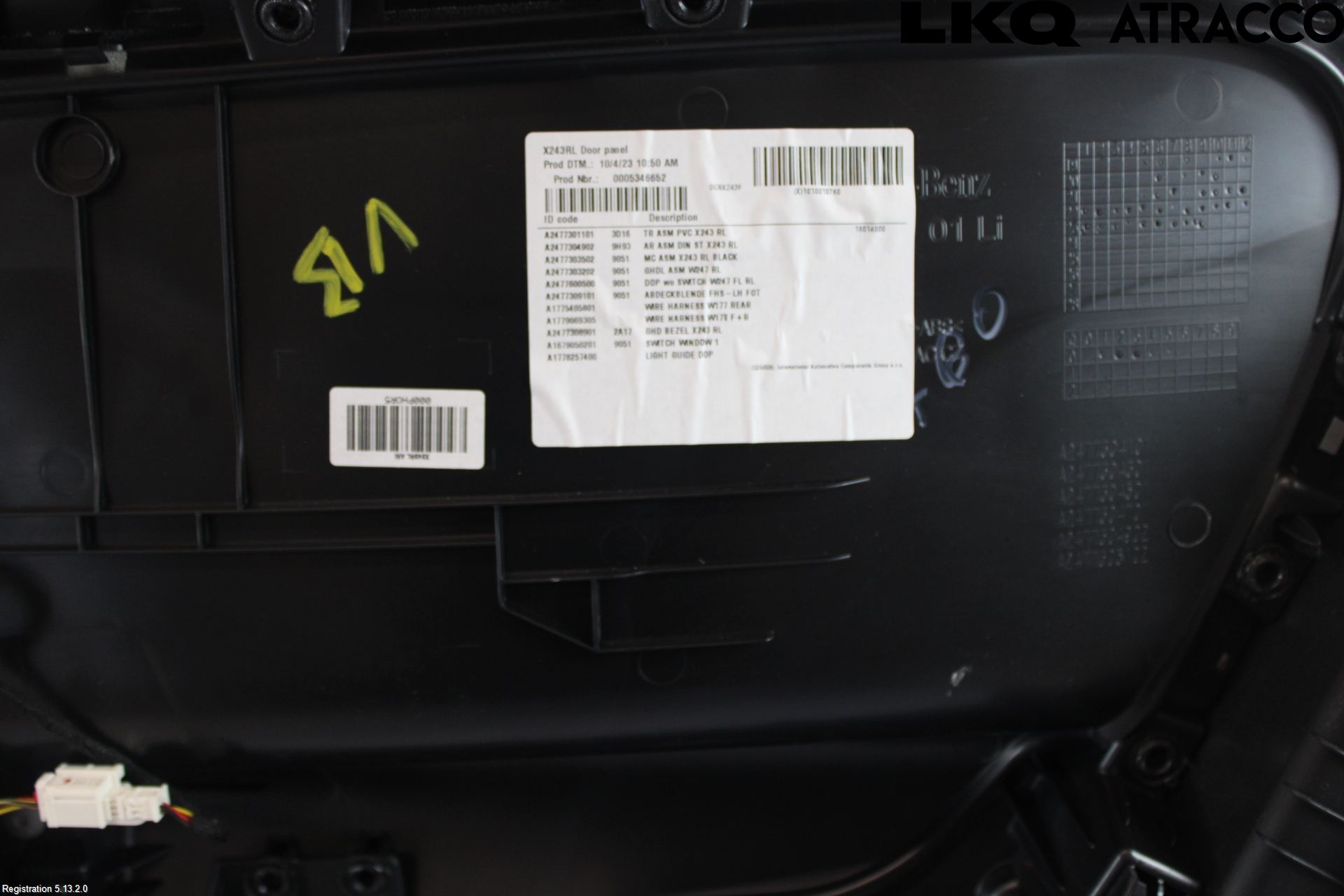 Mercedes-Benz MB EQB (X243) 22- Dörrklädsel Vä