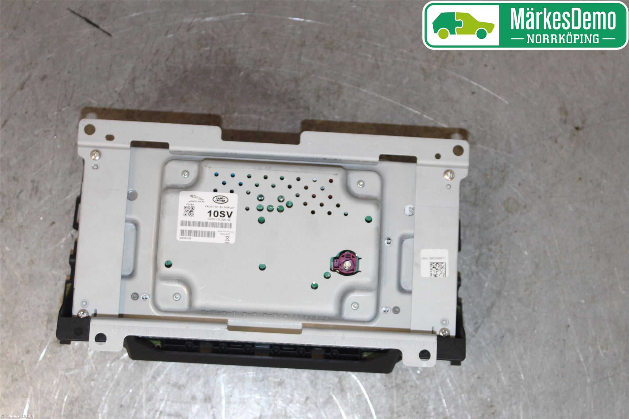 Jaguar XE (X760) 15-24 Bildskärm