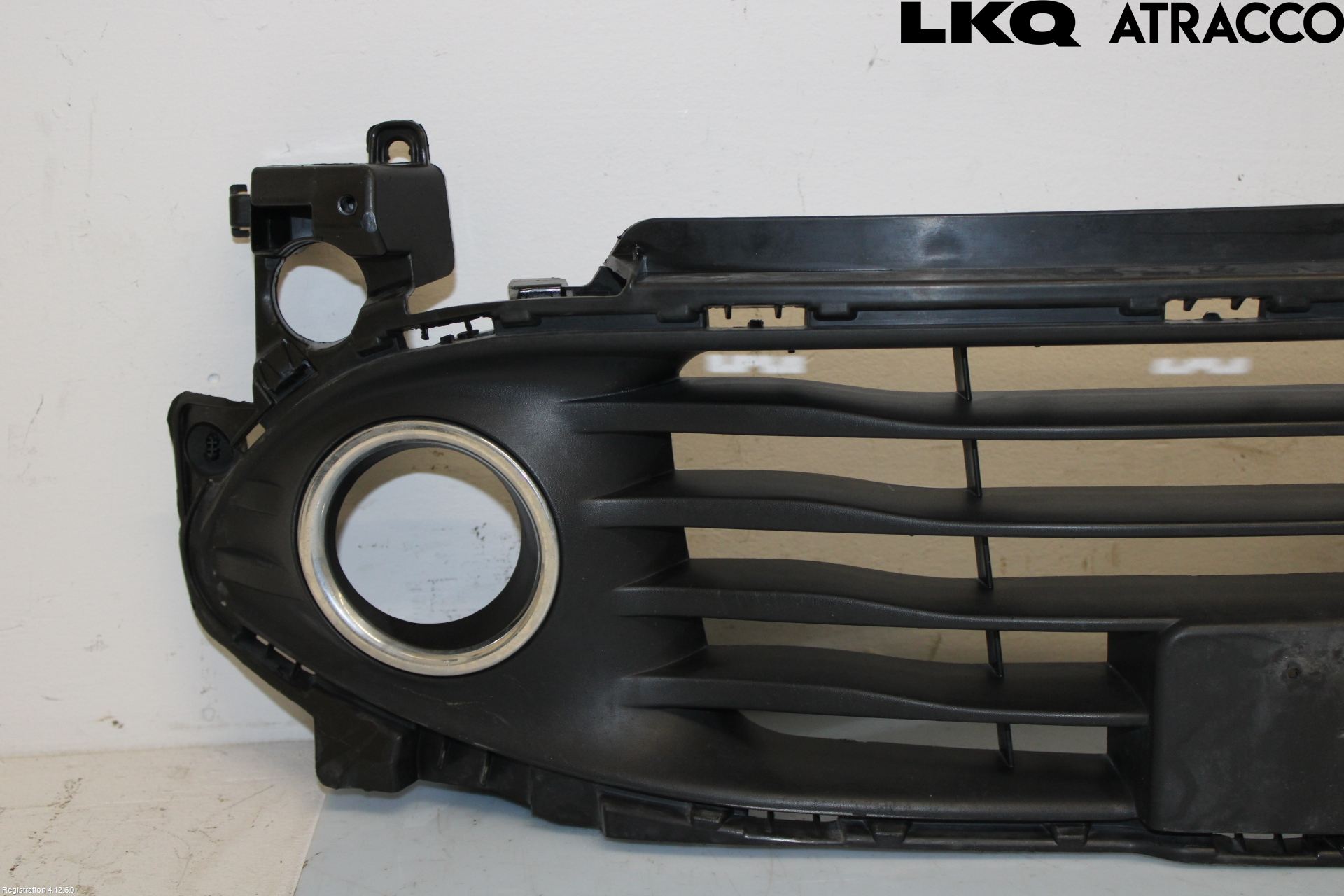 Renault CLIO IV 12-16 Grilldel Mitt