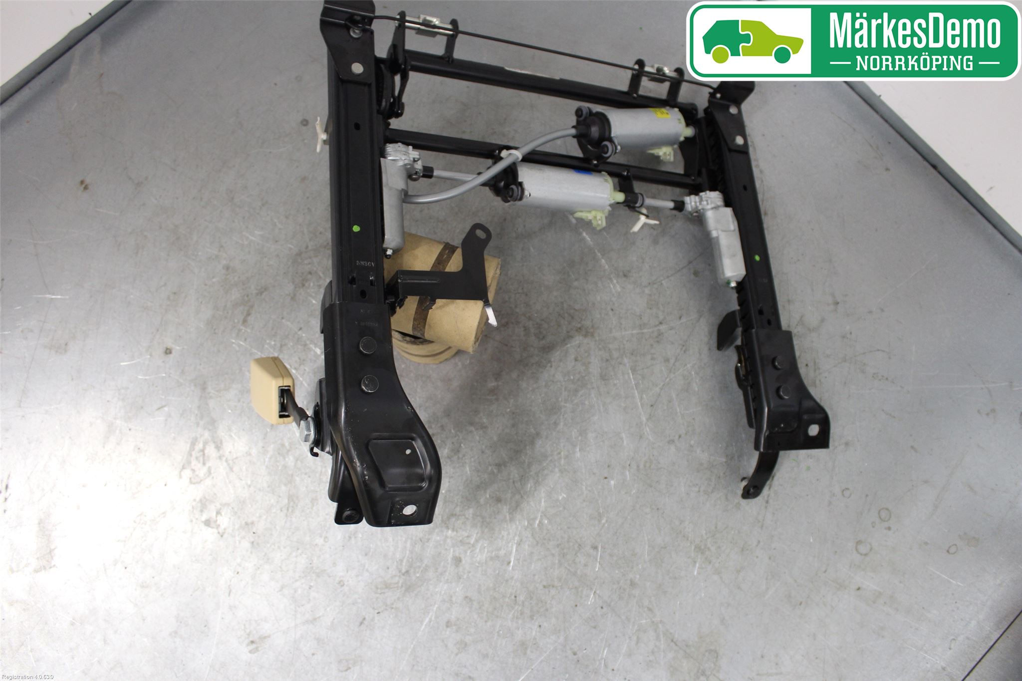 Volkswagen VW PHAETON Inredning Stolsunderrede