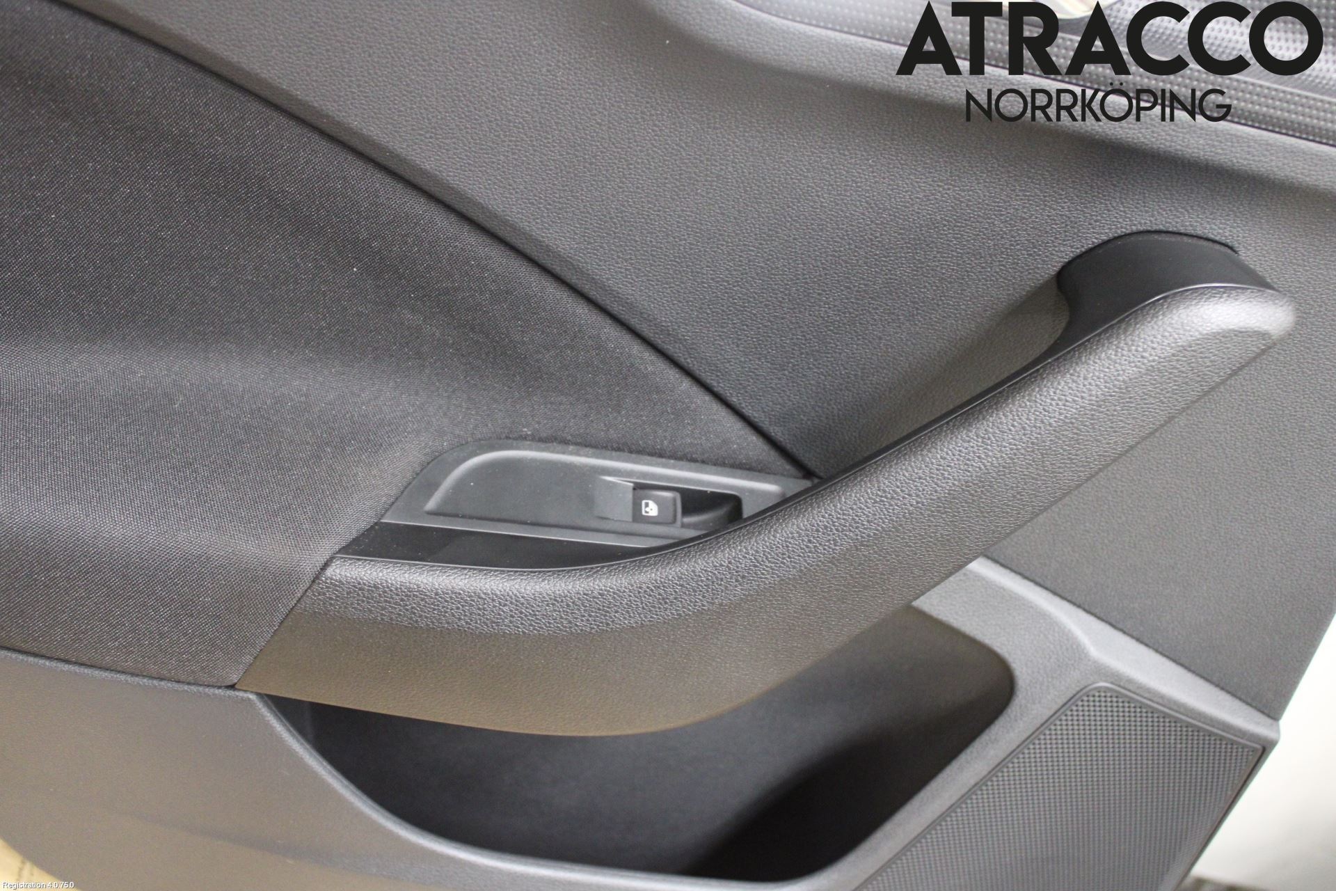 Skoda SCALA 19- Dörrklädsel Vä