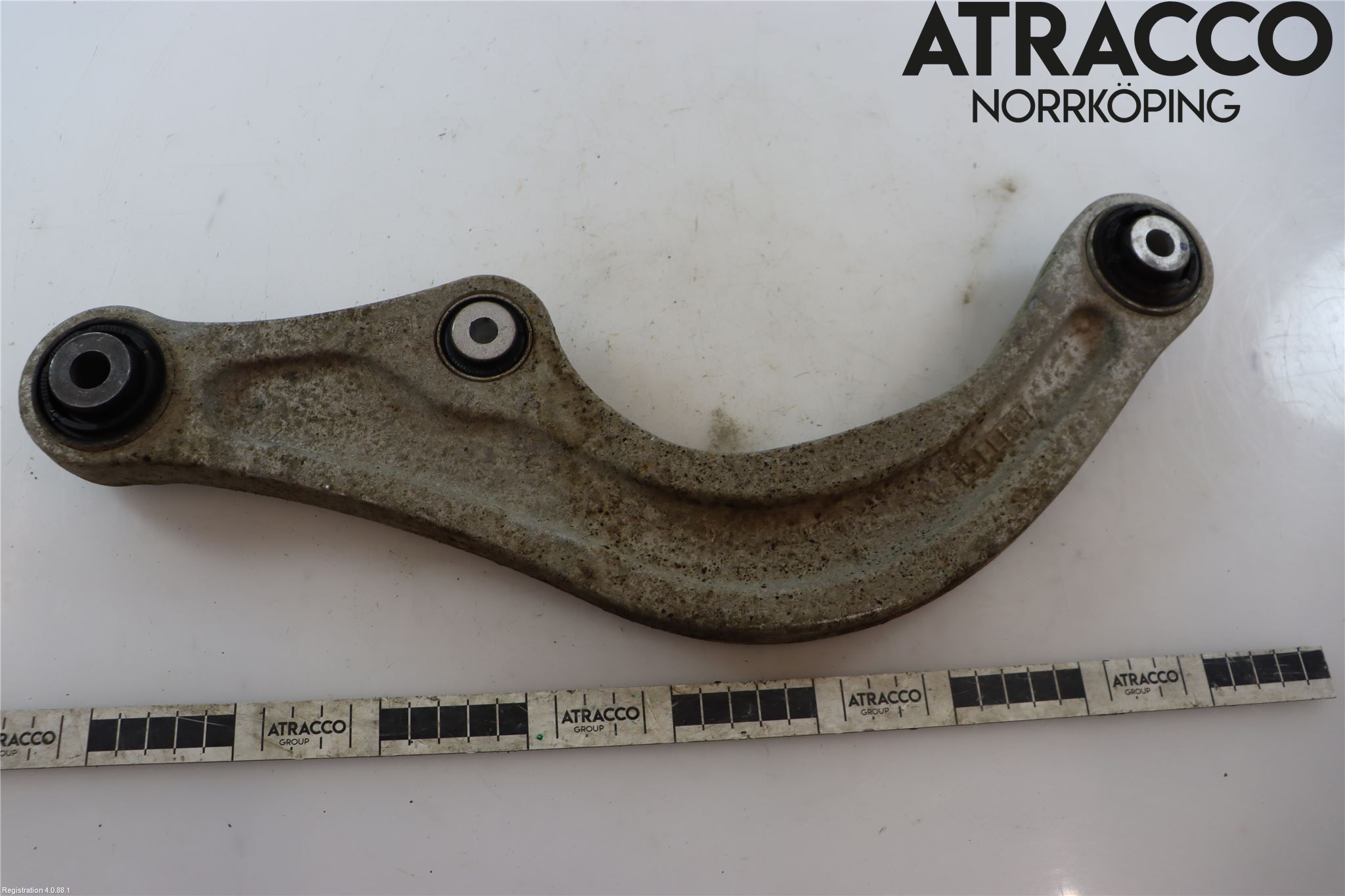 Volkswagen VW ID.4 21- Bärarm Bak Övre Höger