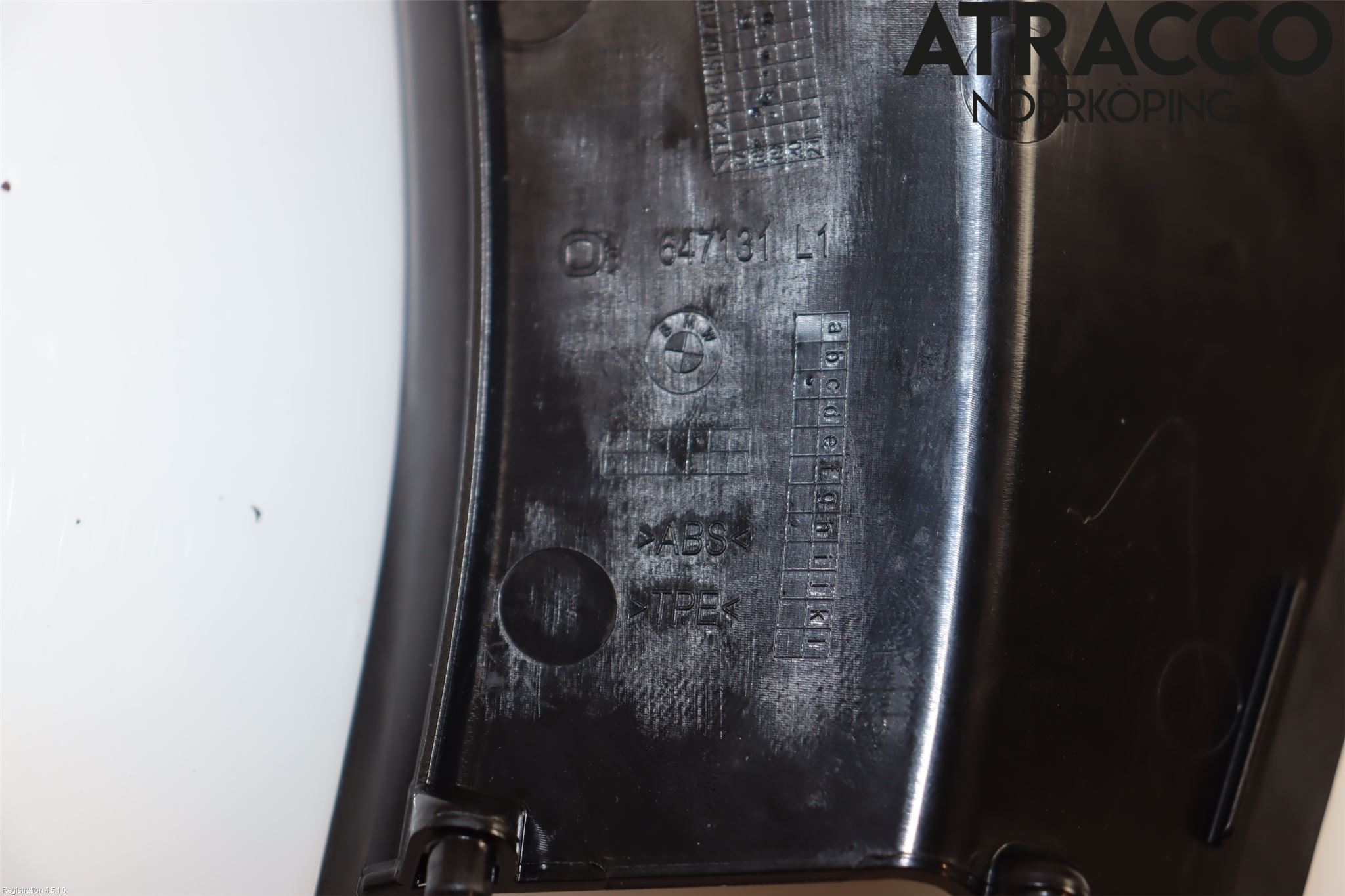 BMW 1 F40 19- Bakljussarg