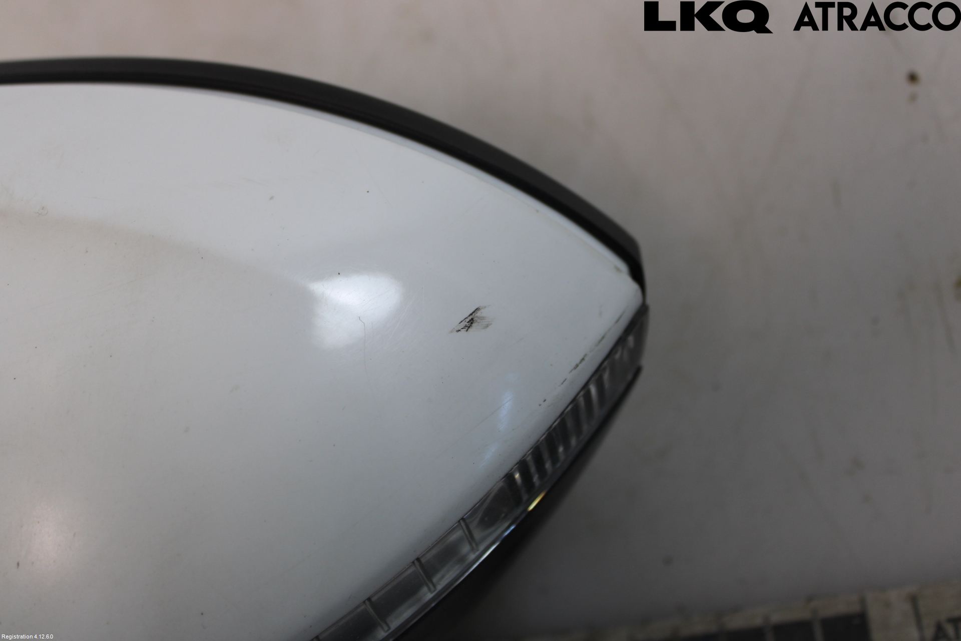 Volkswagen VW PASSAT 15-19 Spegel Yttre El Vä