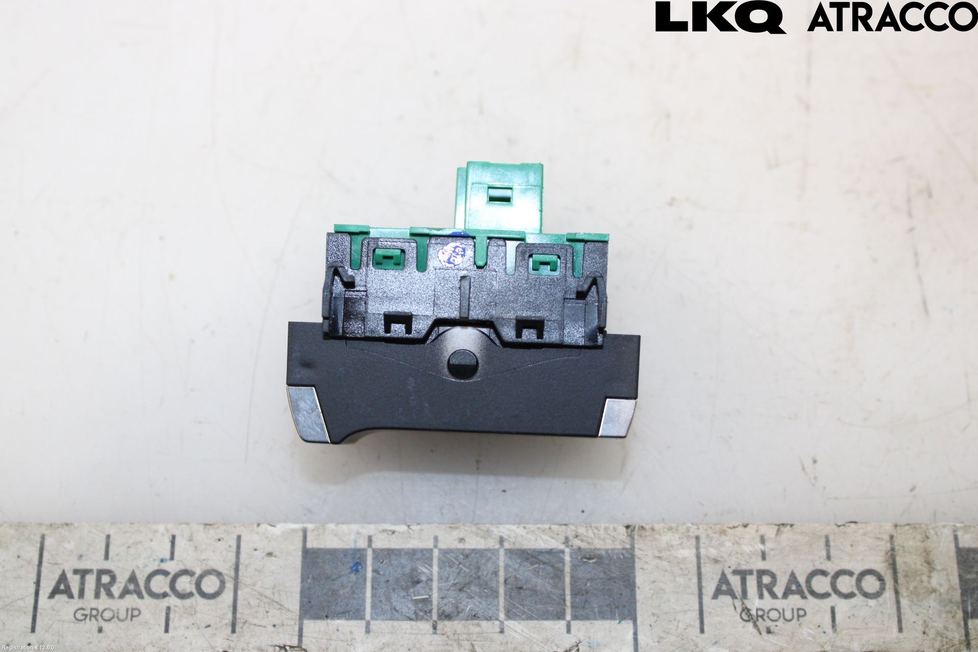 Opel MOKKA 21- Strömställare Växellåda