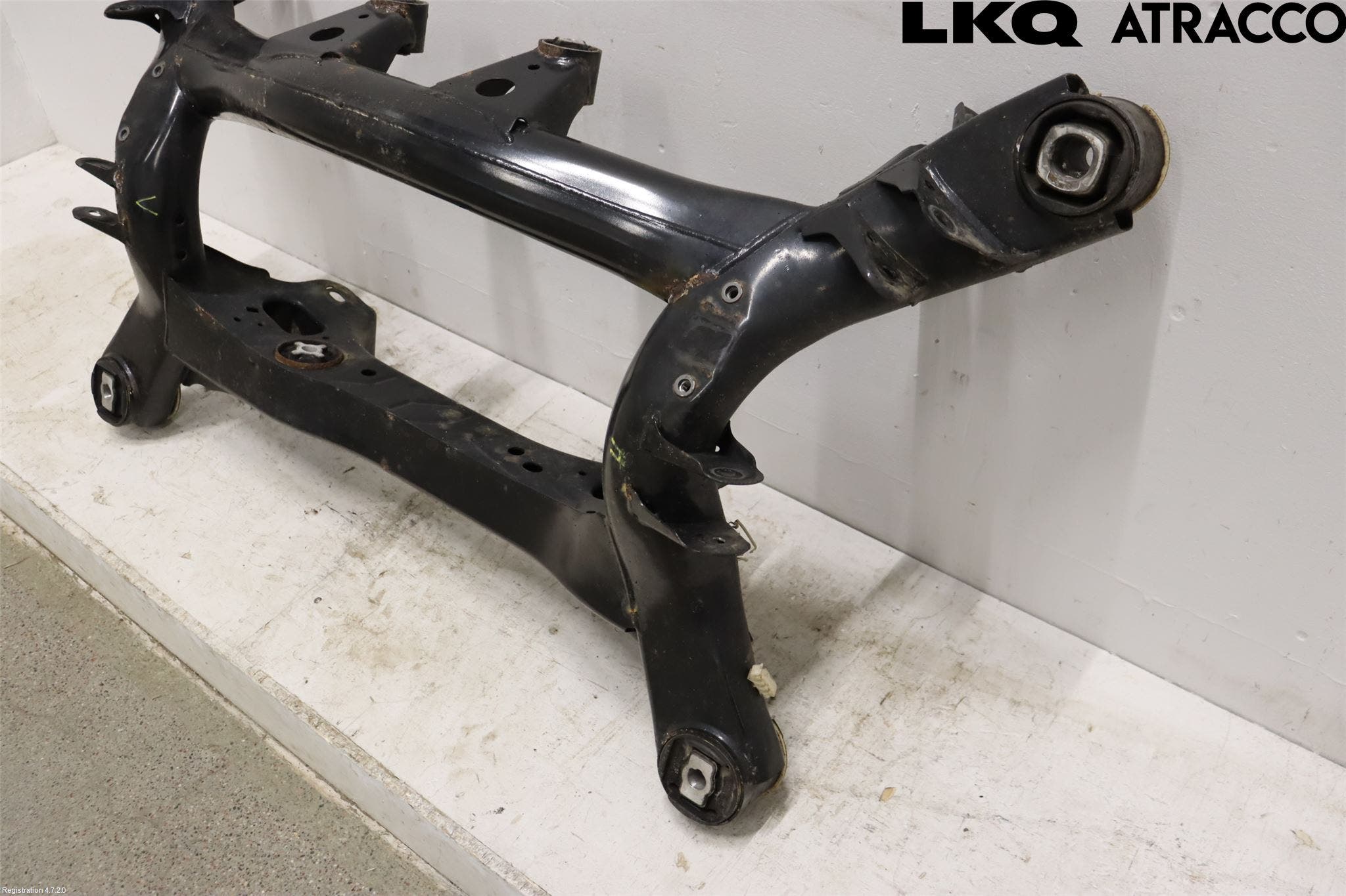 BMW 3 F30/F31/F80 12-19 Bakaxelbalk