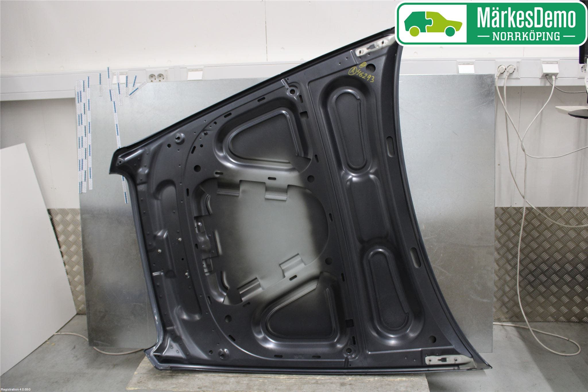 Audi A6/S6     05-11 Huv Fram