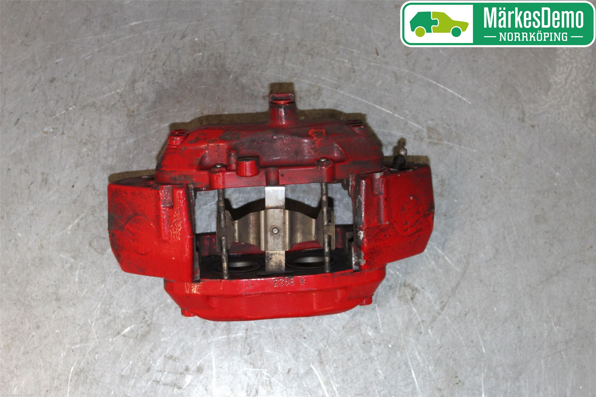 Maserati  Bromsok Fram Höger