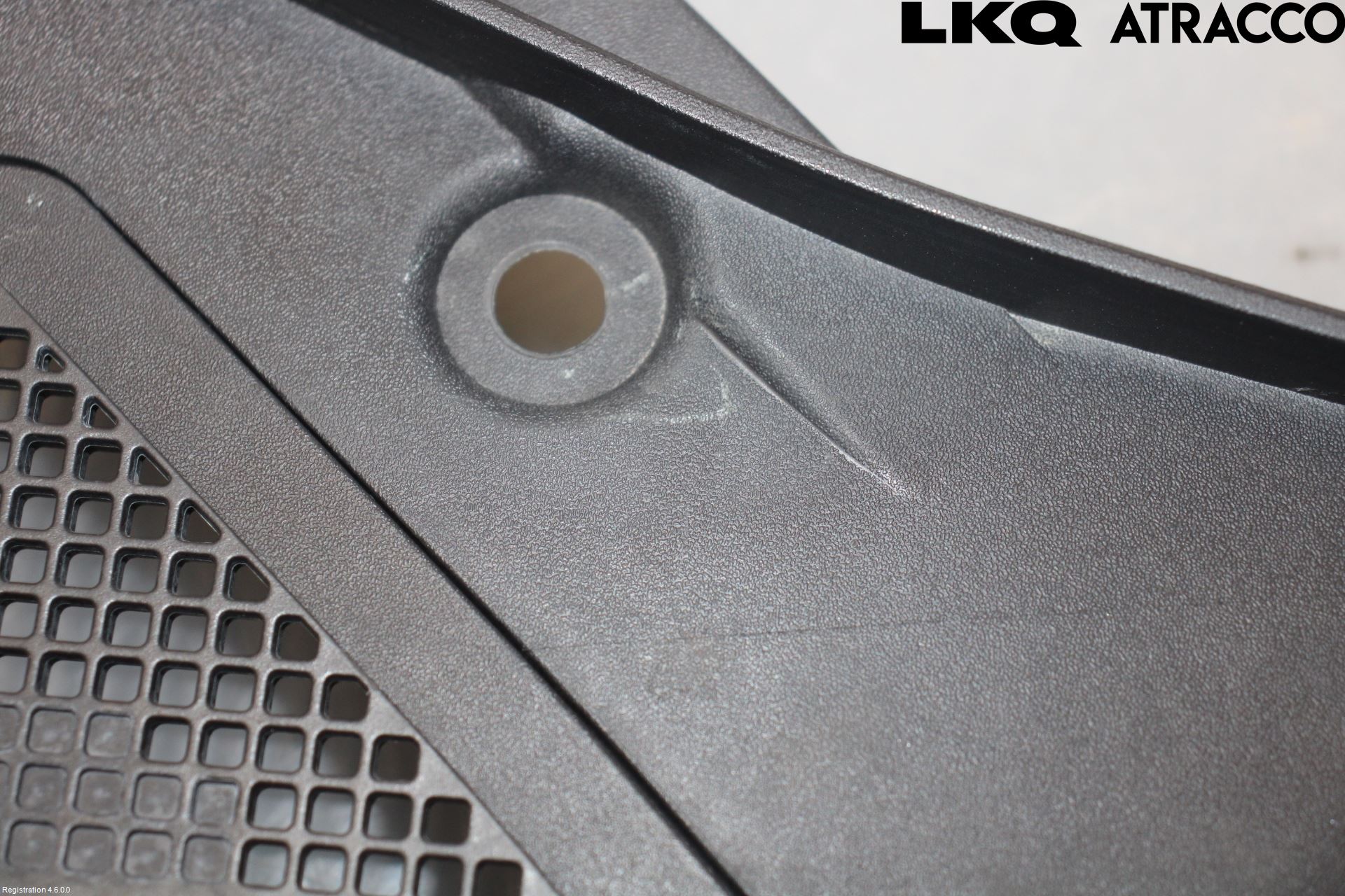 Jaguar F-PACE Torpedplåt-Torpedplast