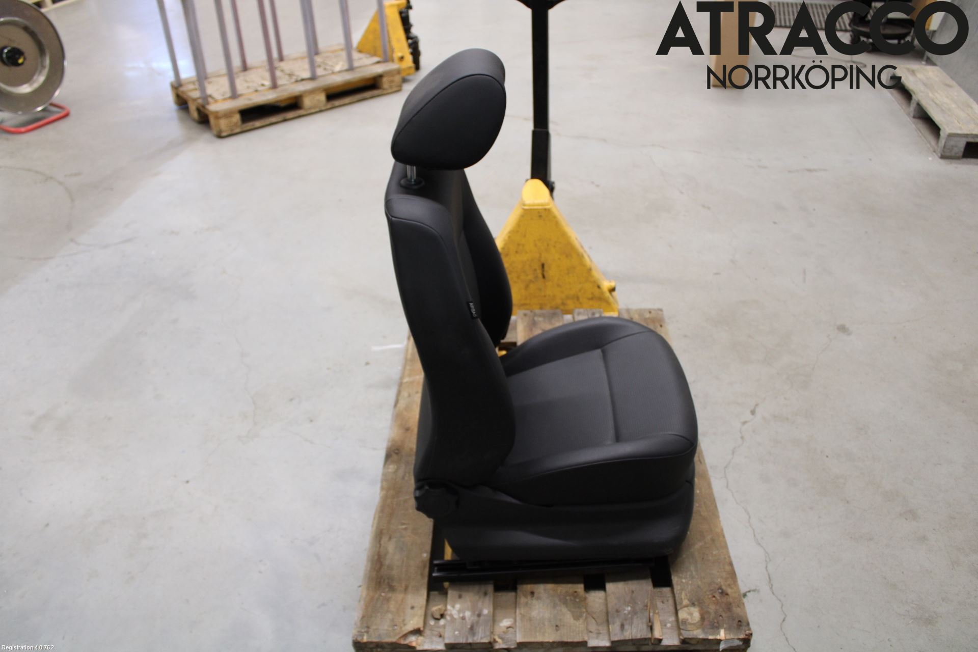 Volkswagen VW CADDY 16-20 Inredning Stol Fram Hö