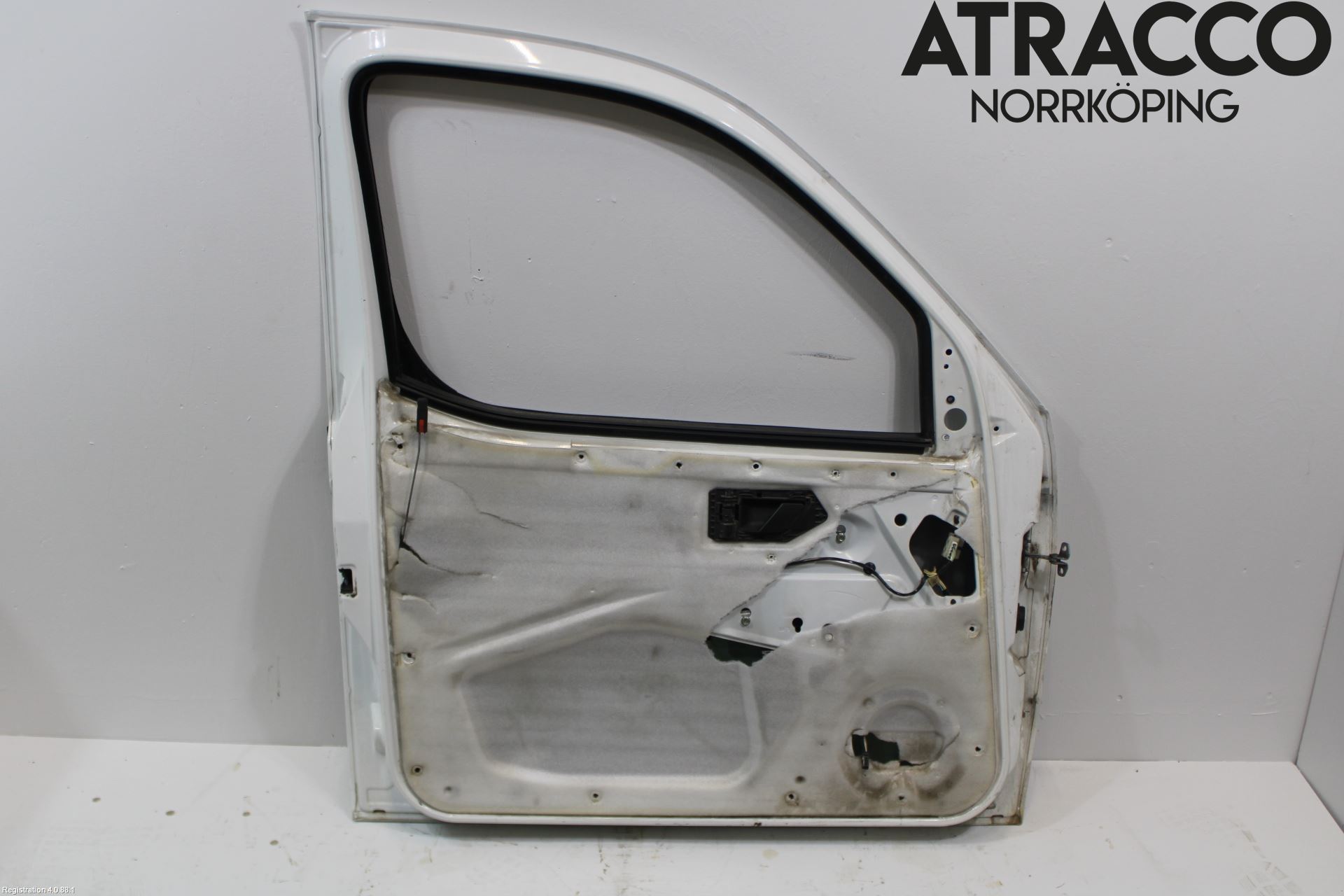 Citroen BERLINGO  03-07 Dörr Fram Vänster