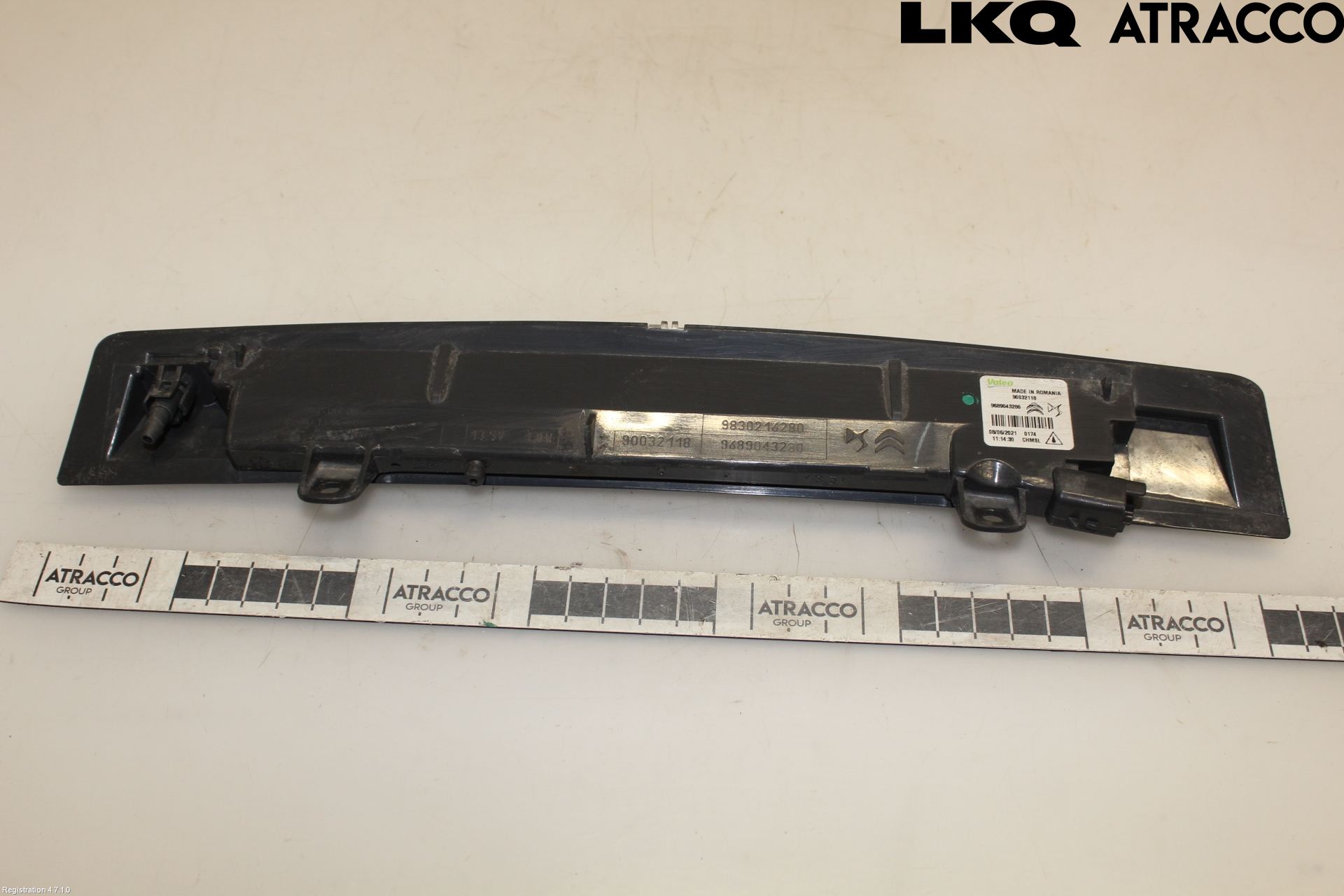 Opel CORSA F, CORSA-E 20- Bromsljus Bakruta