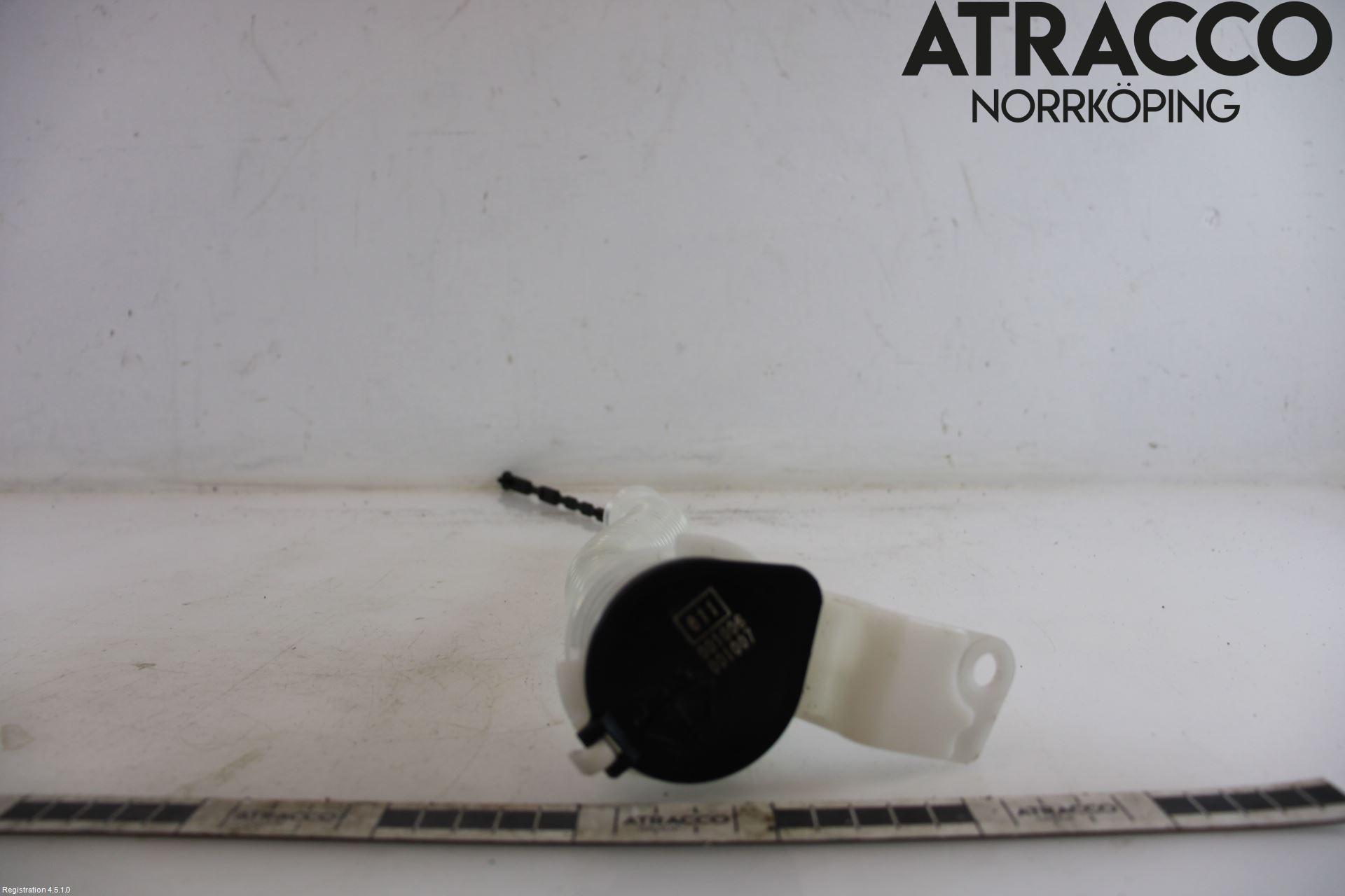 Toyota RAV4 13-18 Spolartank Påfyllningsrör