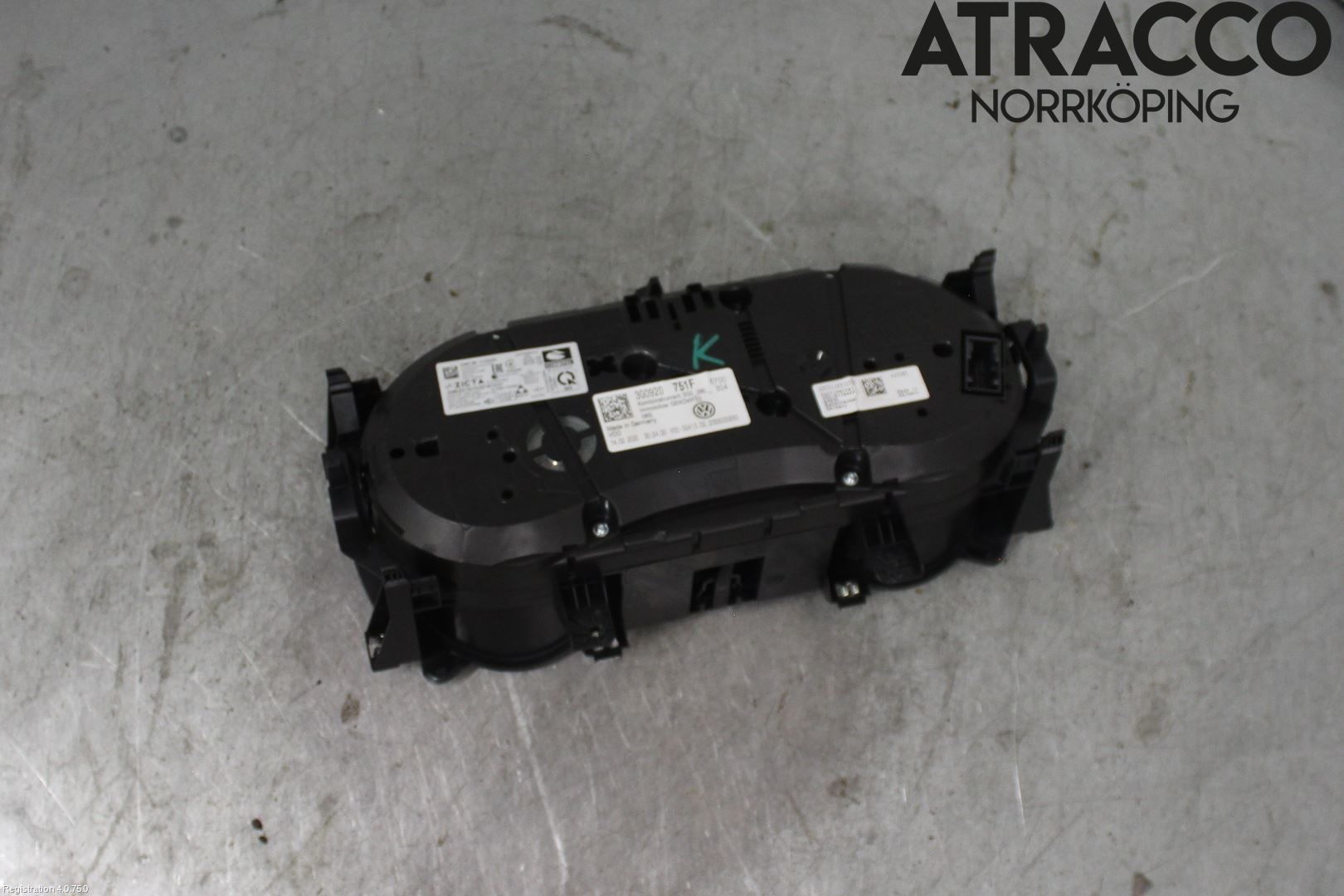 Volkswagen VW PASSAT 15-19 Instrument Komb