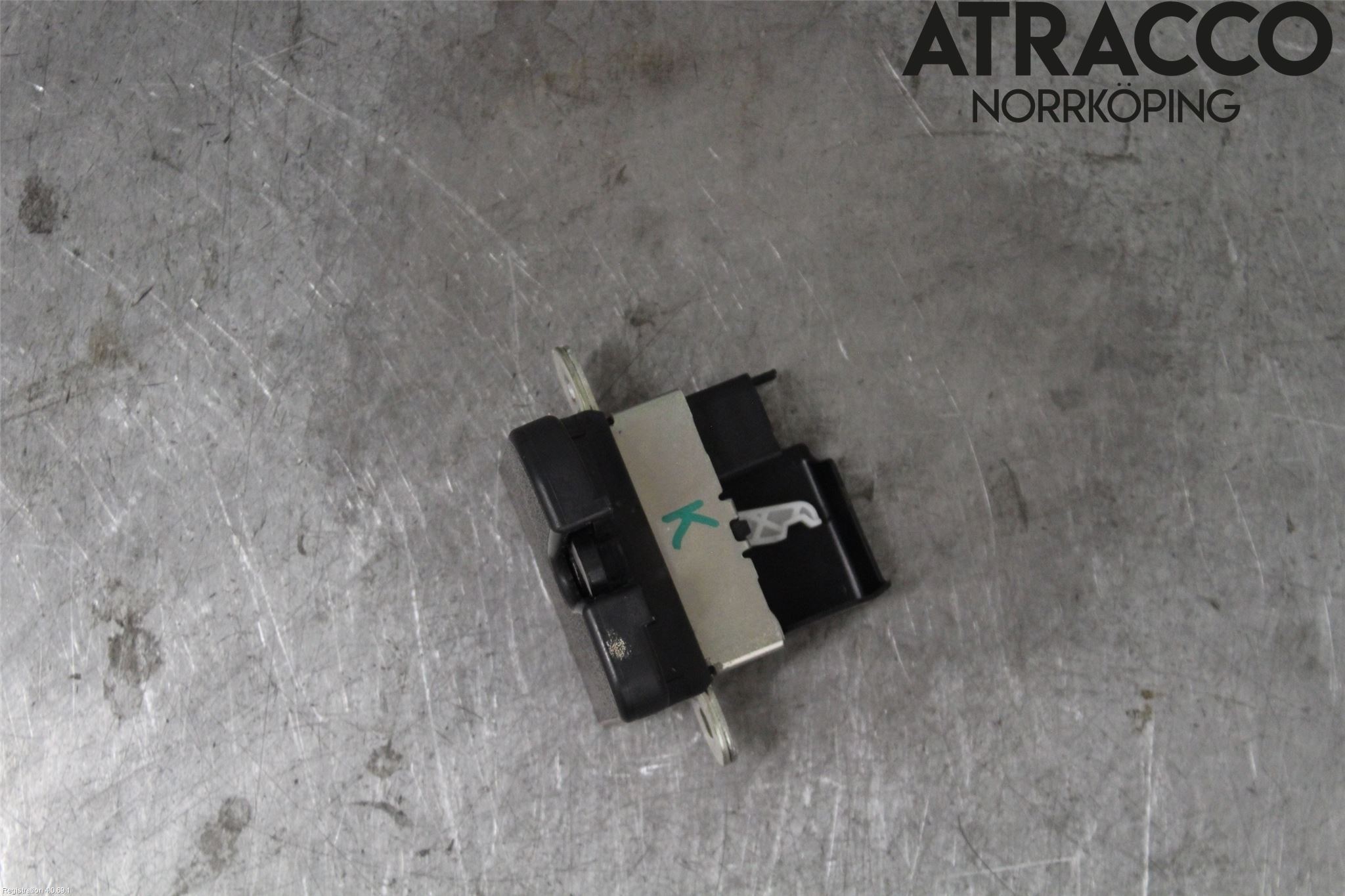 Volkswagen VW UP! / E-UP! Låskista Baklucka