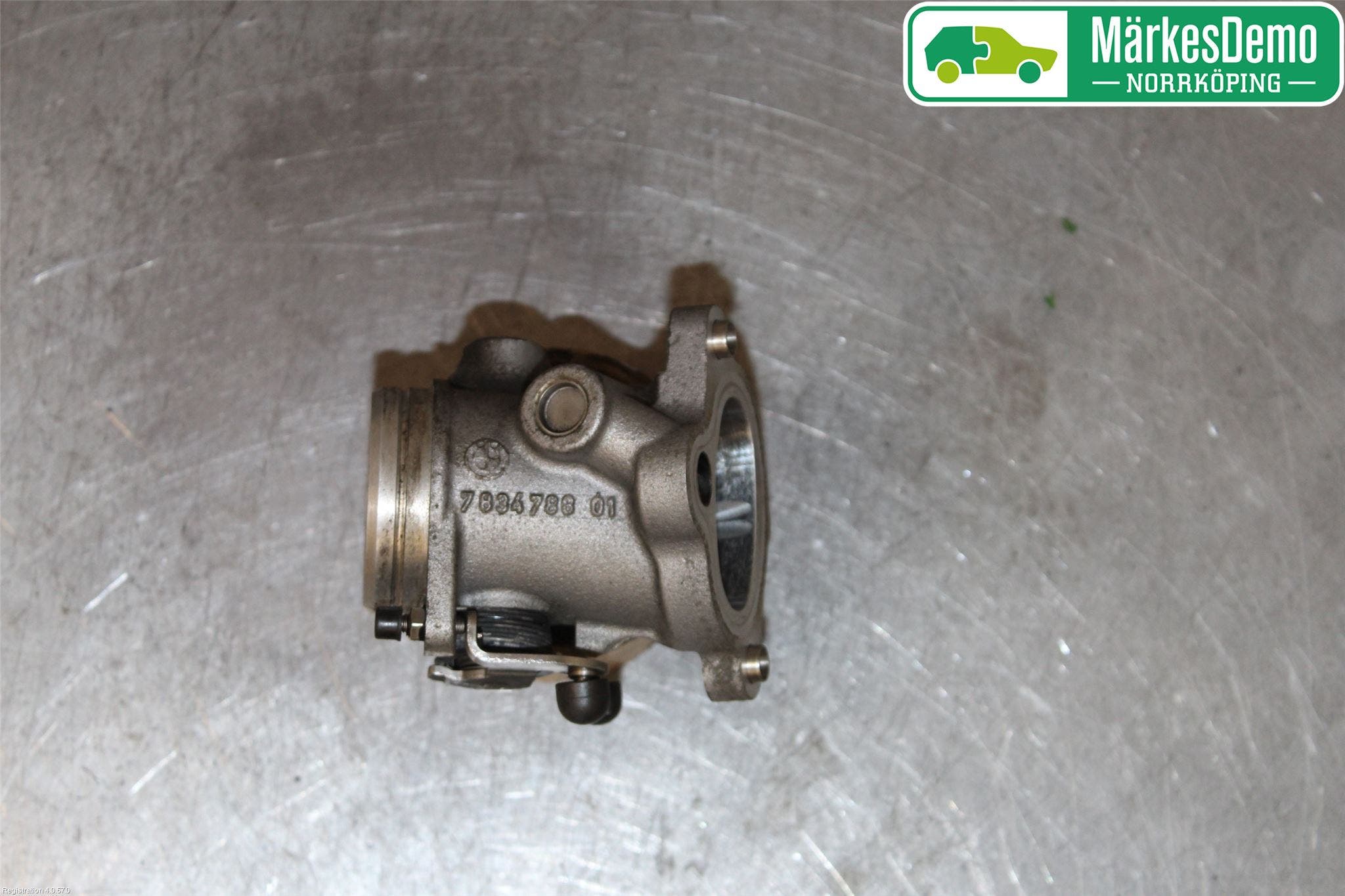 BMW 5 E60/61 Sed/Tou 02-10 Injspjällhus