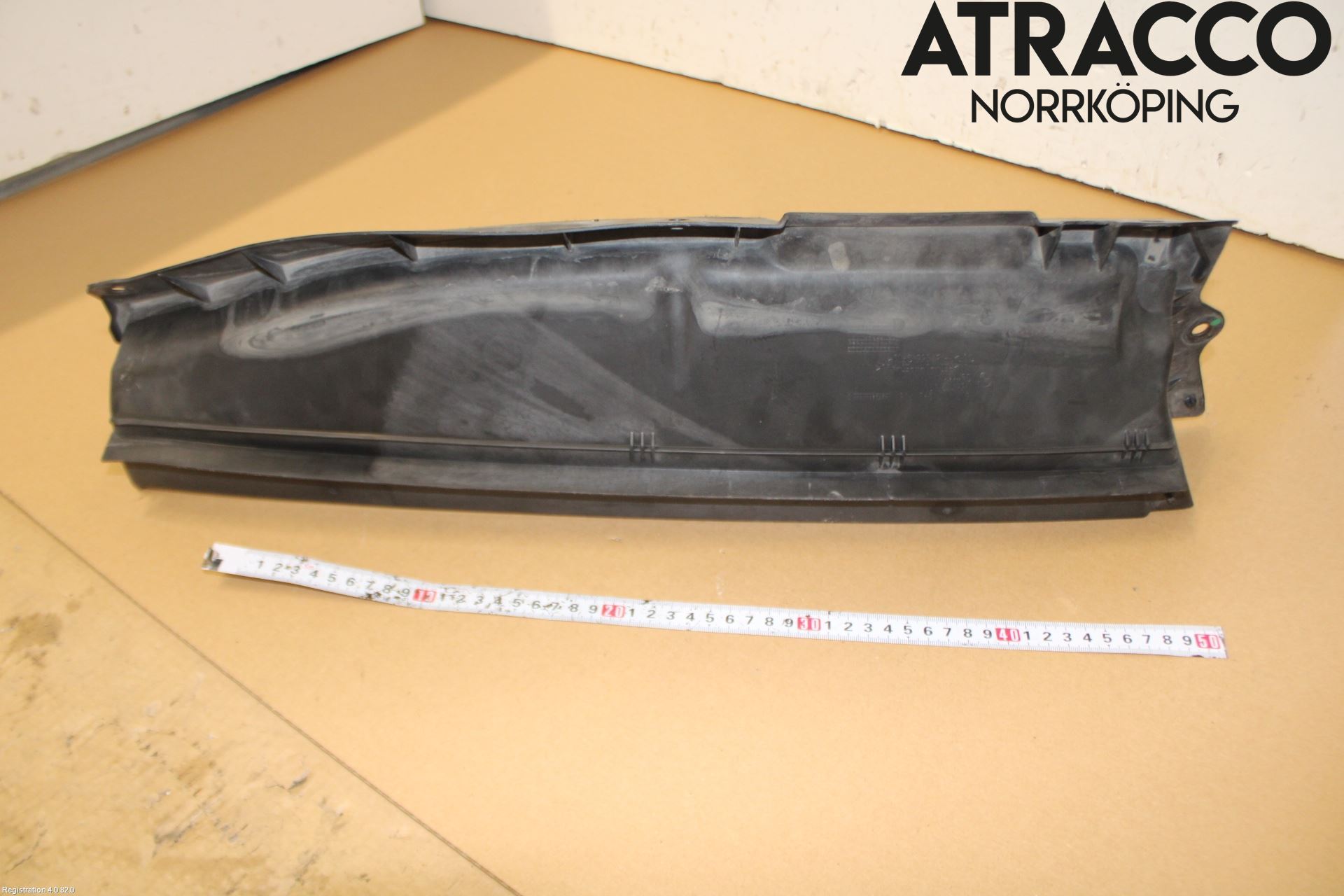 BMW X1 F48 15-22 Torpedplåt-Torpedplast
