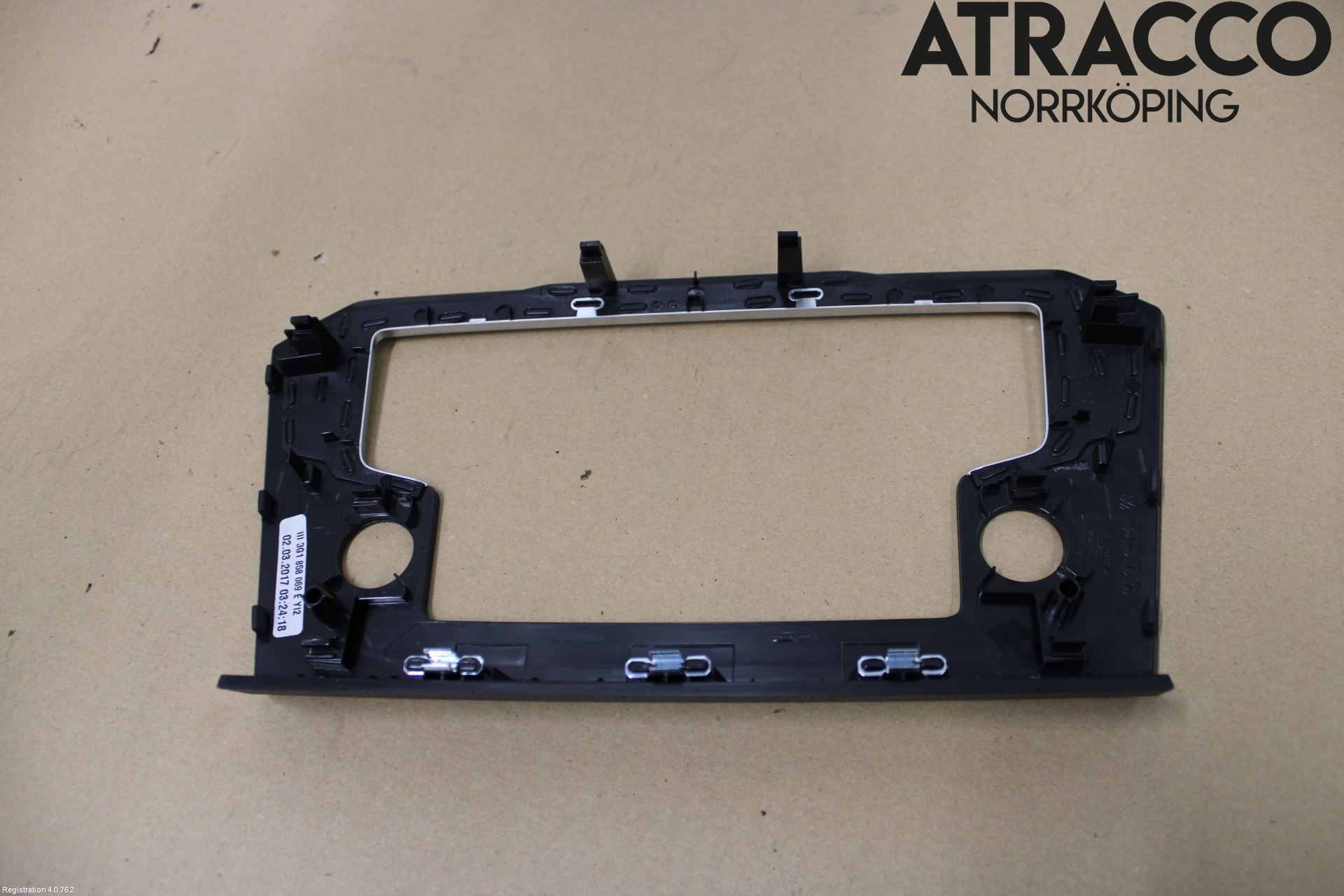 Volkswagen VW PASSAT 15-19 Instrument-Radio Sarg