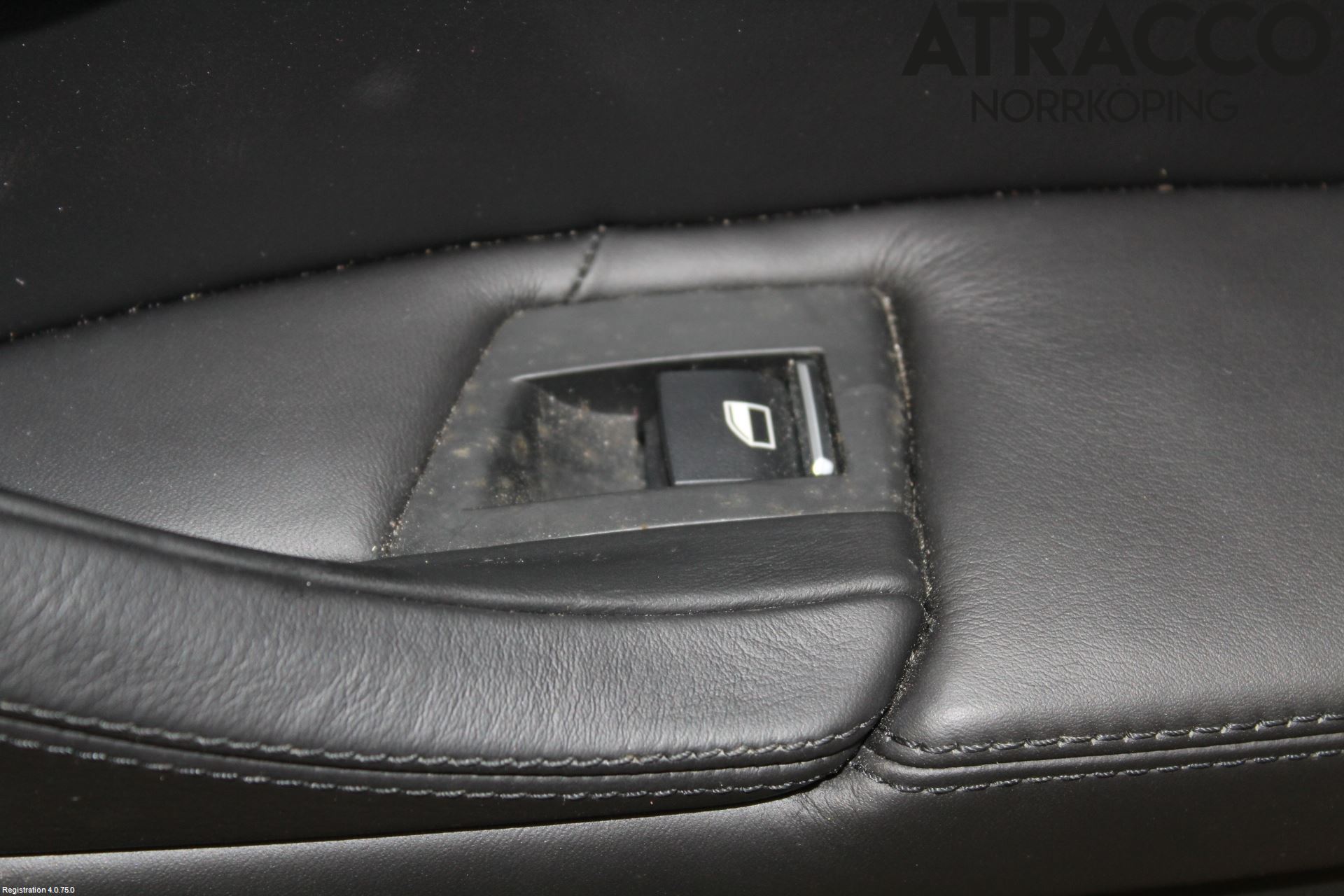 BMW 5 F10/F11/F18 09-17 Dörrklädsel Hö