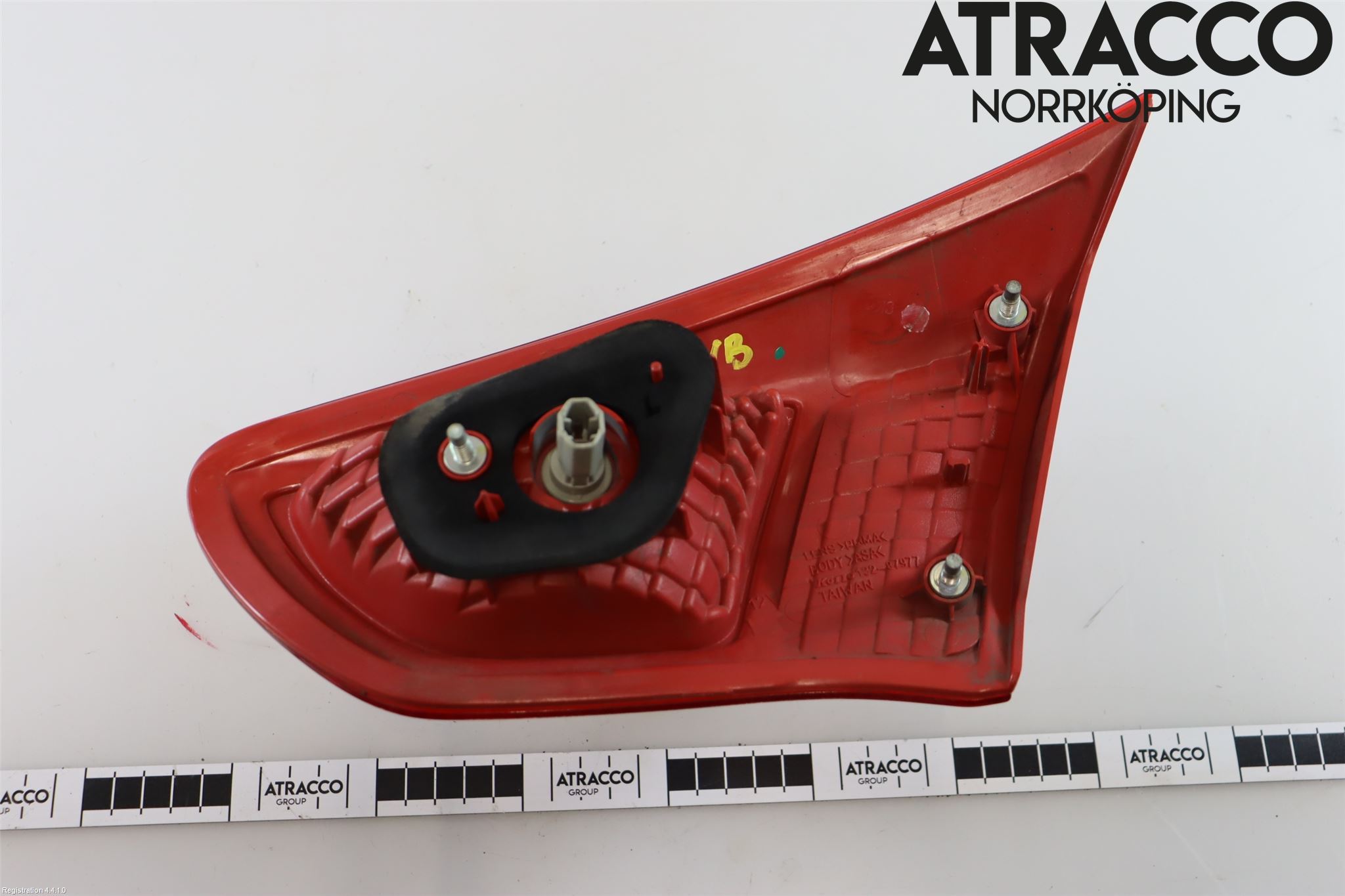 Mitsubishi LANCER 07-14 Bakljus Lucka Vä