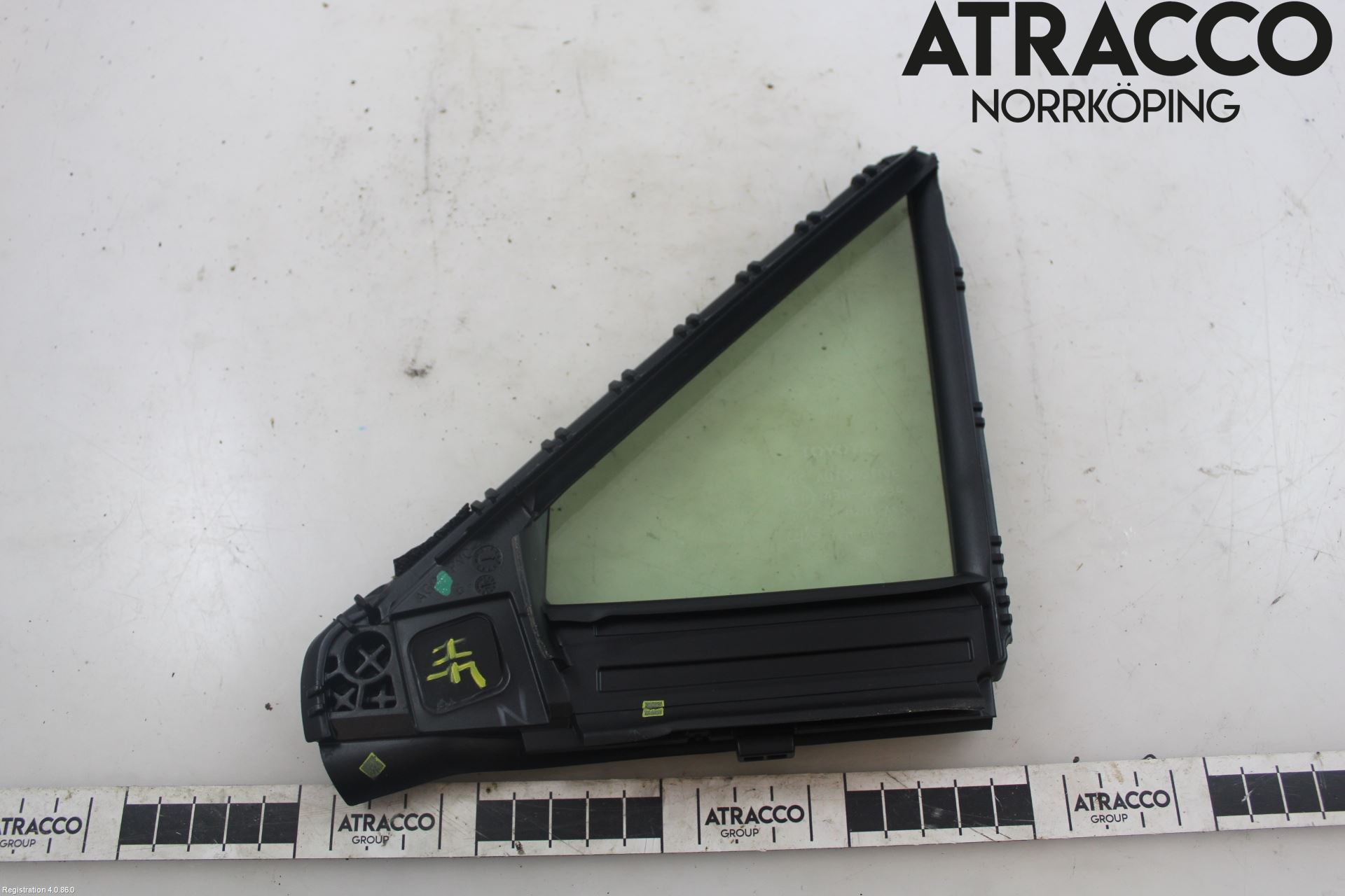 Toyota RAV4 19- Dörruta Fram Lilla Hö