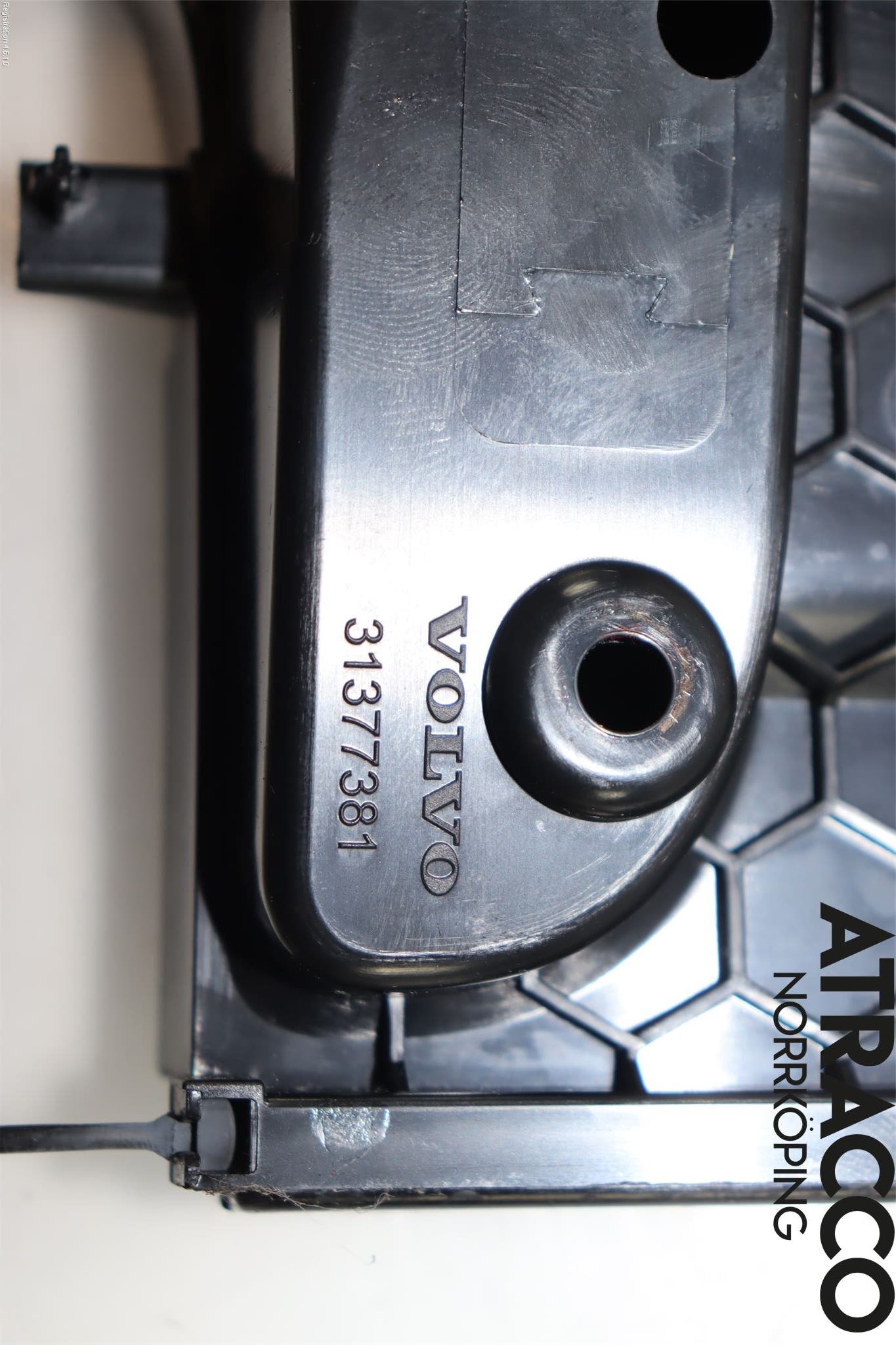 Volvo S90 17->> Askkopp