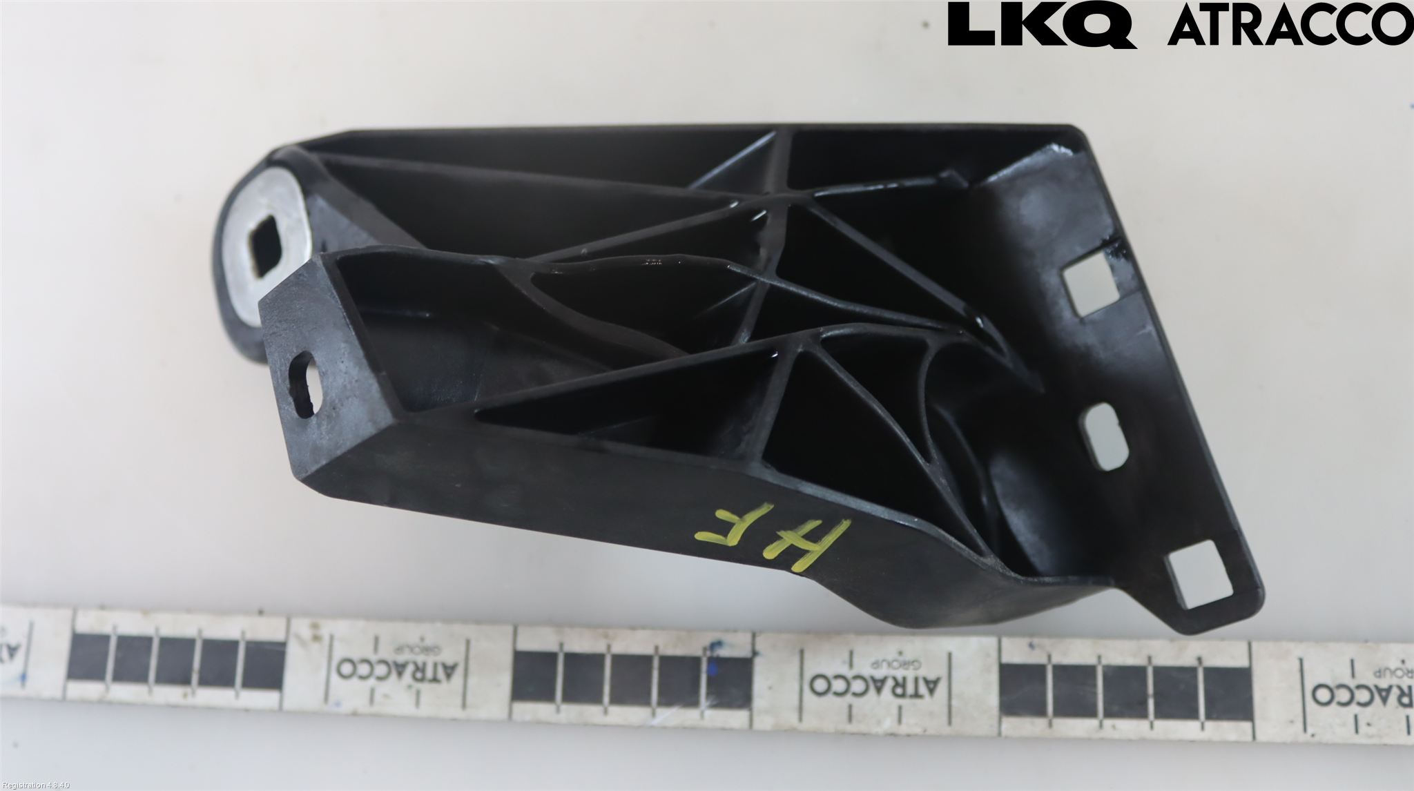 Audi Q7/SQ7 Kylarfäste-Ram-Balk