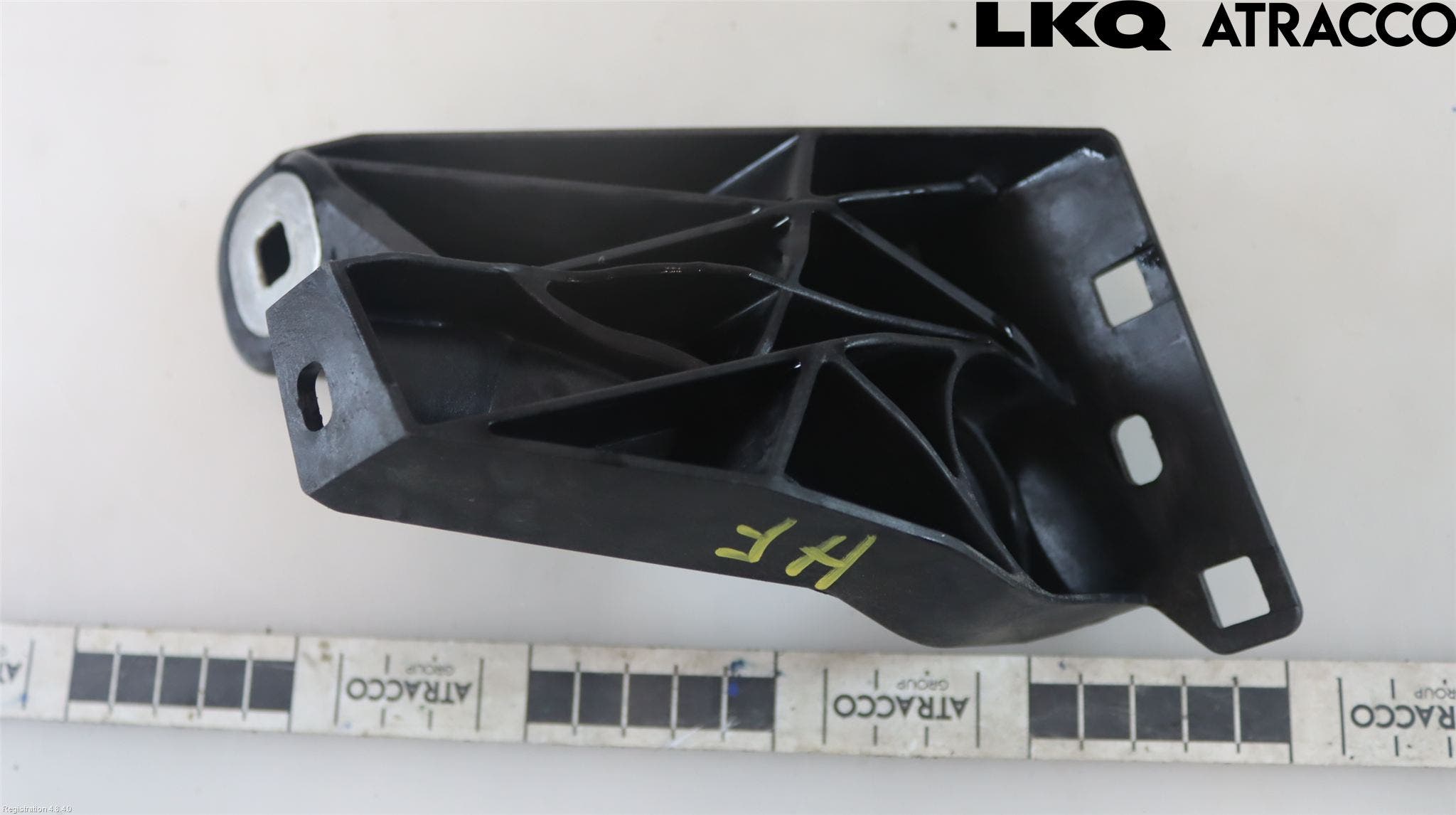 Audi Q7/SQ7 Kylarfäste-Ram-Balk