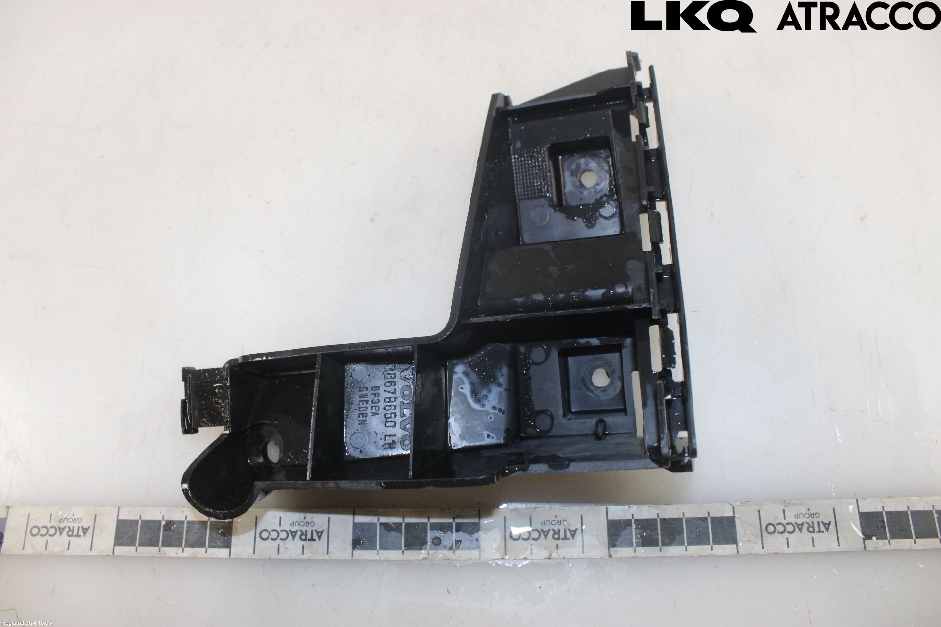 Volvo V70 08-13 Stötfångarfäste Bak Vä