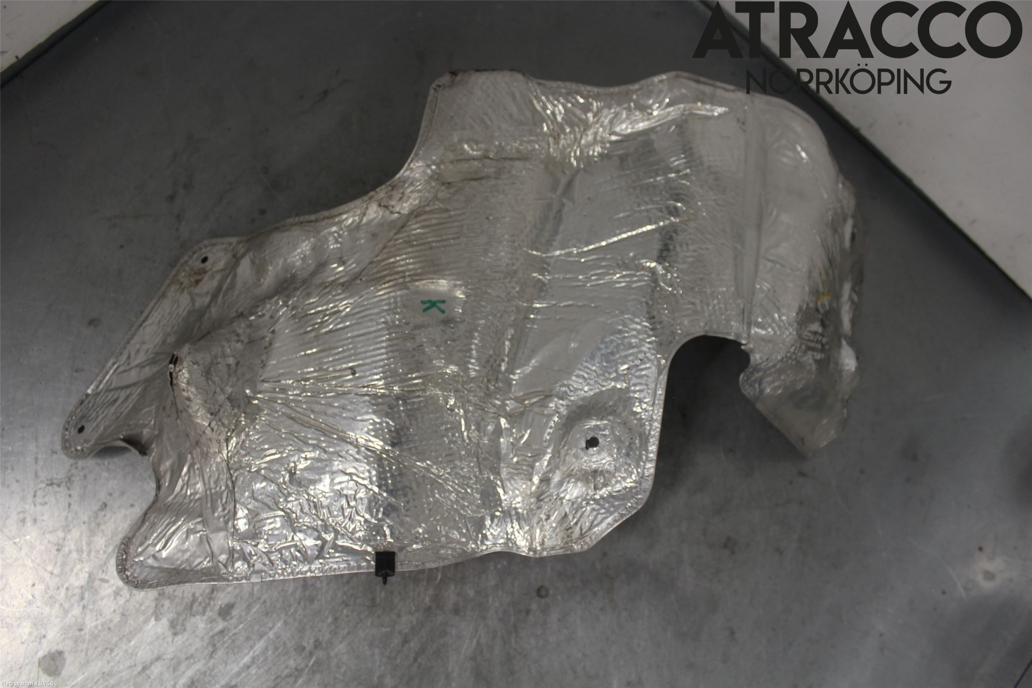 Audi R8 Bränsletank Skyddsplåt