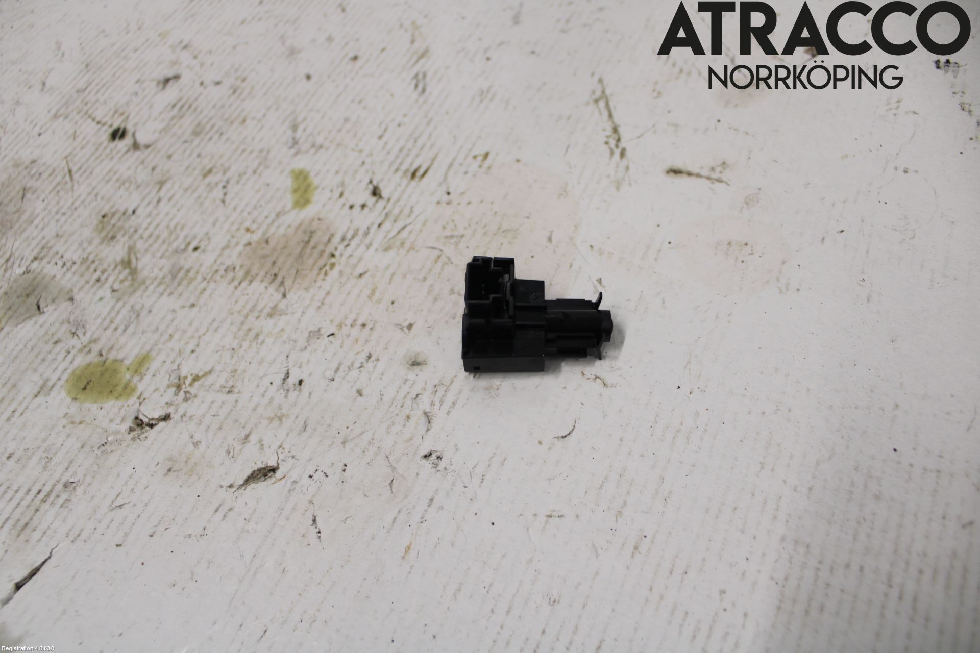 Skoda OCTAVIA (NX) 20- Givare Nivåvakt Bromsvätska