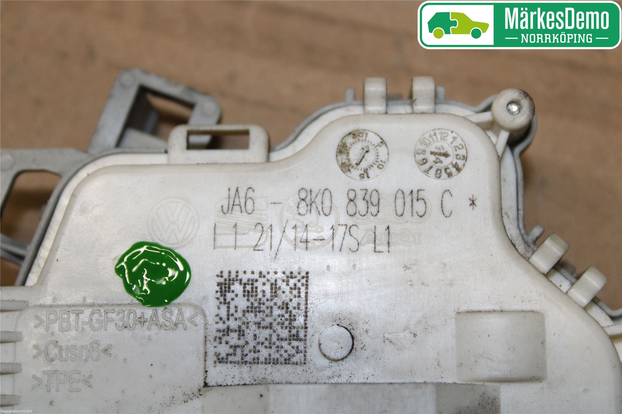 Audi A4 12-15 Låskista-Dörrlås