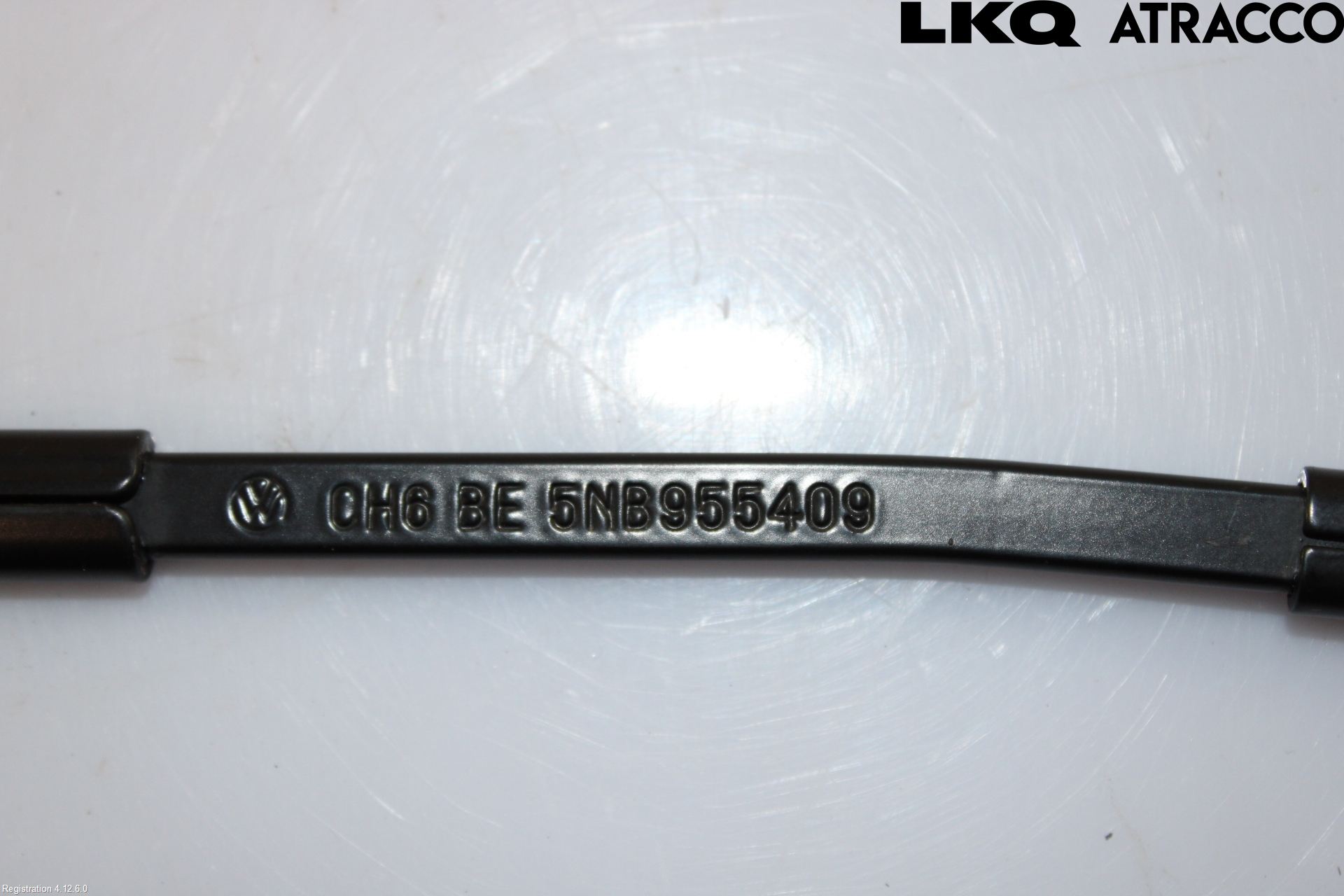 Volkswagen VW TIGUAN 16-24 Torkararm Armar Vindruta