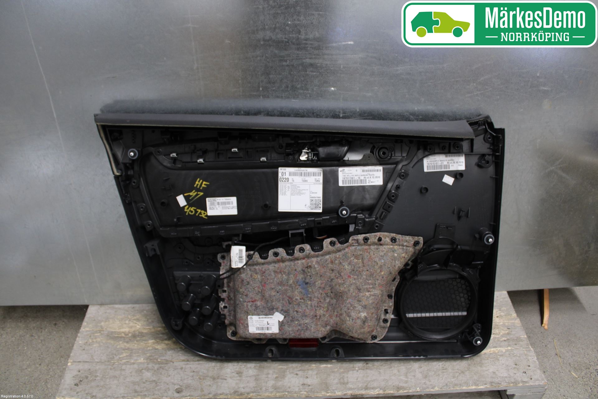 Volkswagen VW PASSAT 11-14 Dörrklädsel Hö