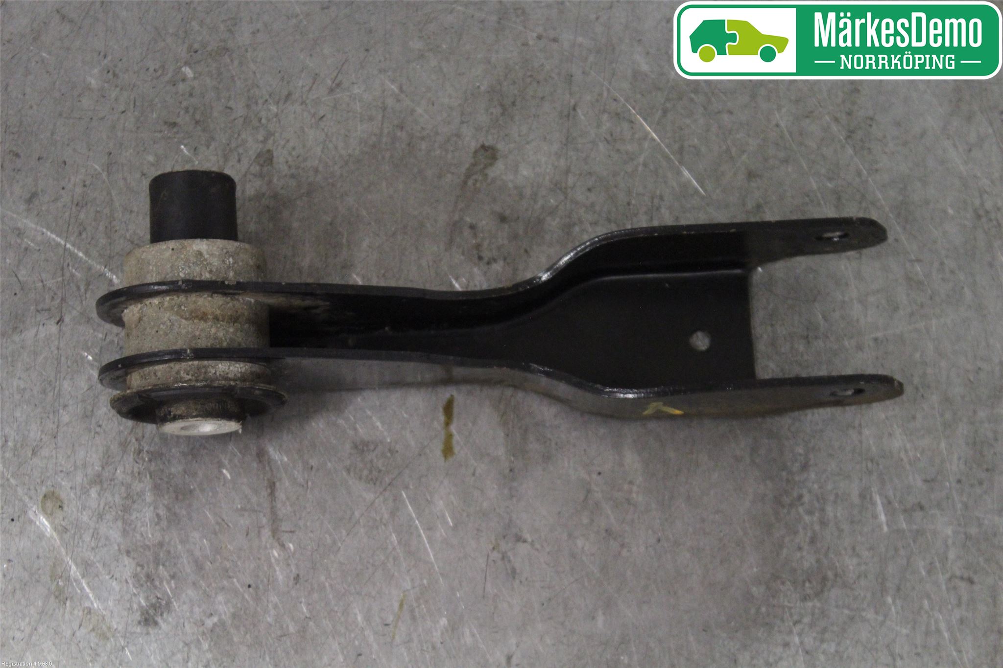 Jaguar F-PACE Momentstag Bak