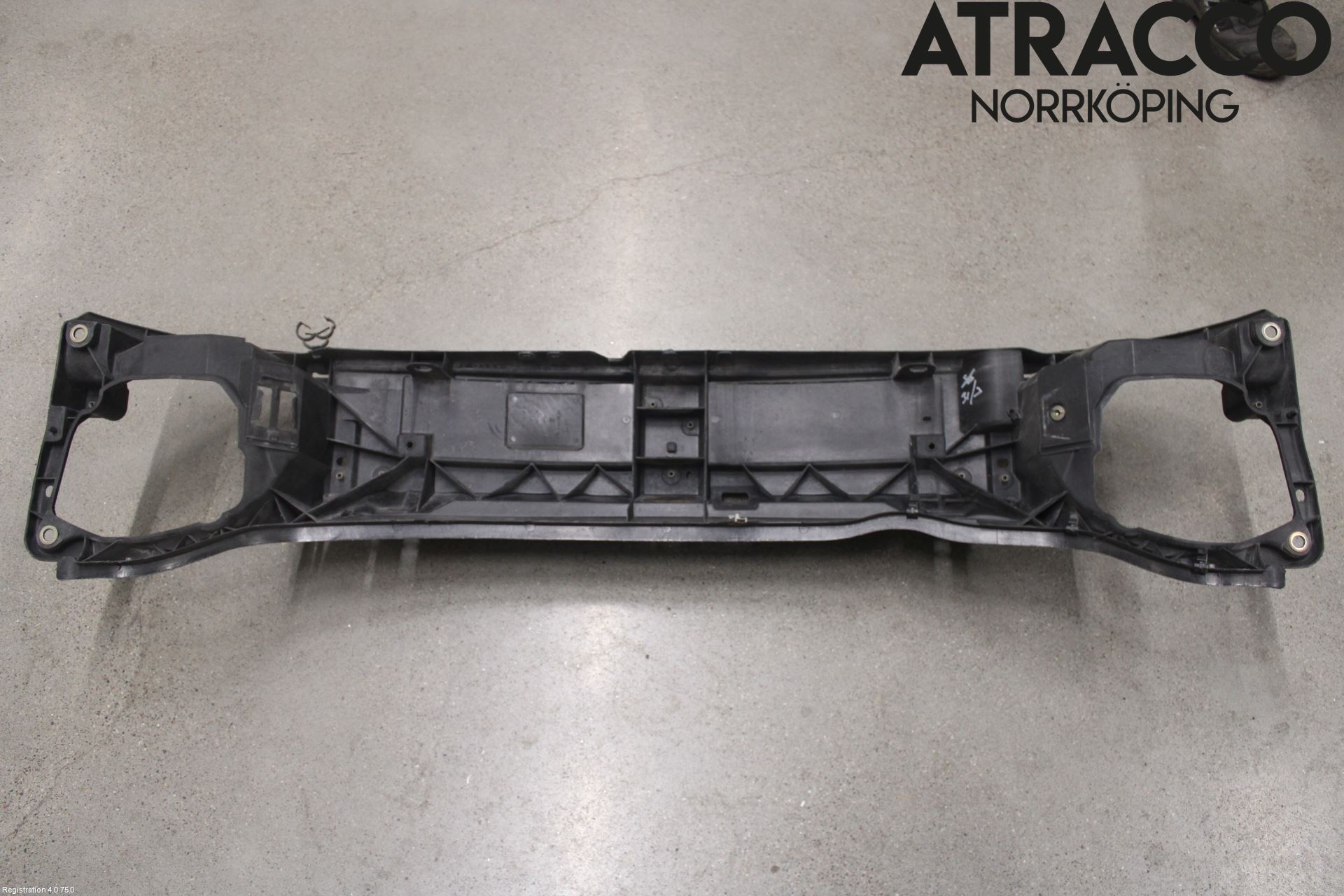 Renault TRAFIC   02-14 Frontplåt