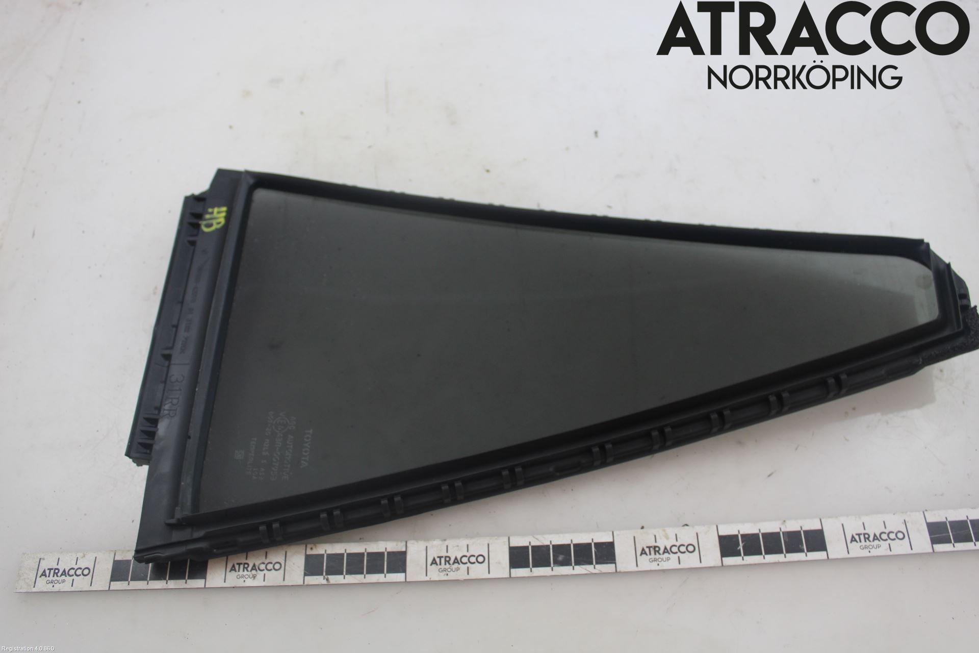 Toyota RAV4 19- Dörruta Bak Lilla Hö